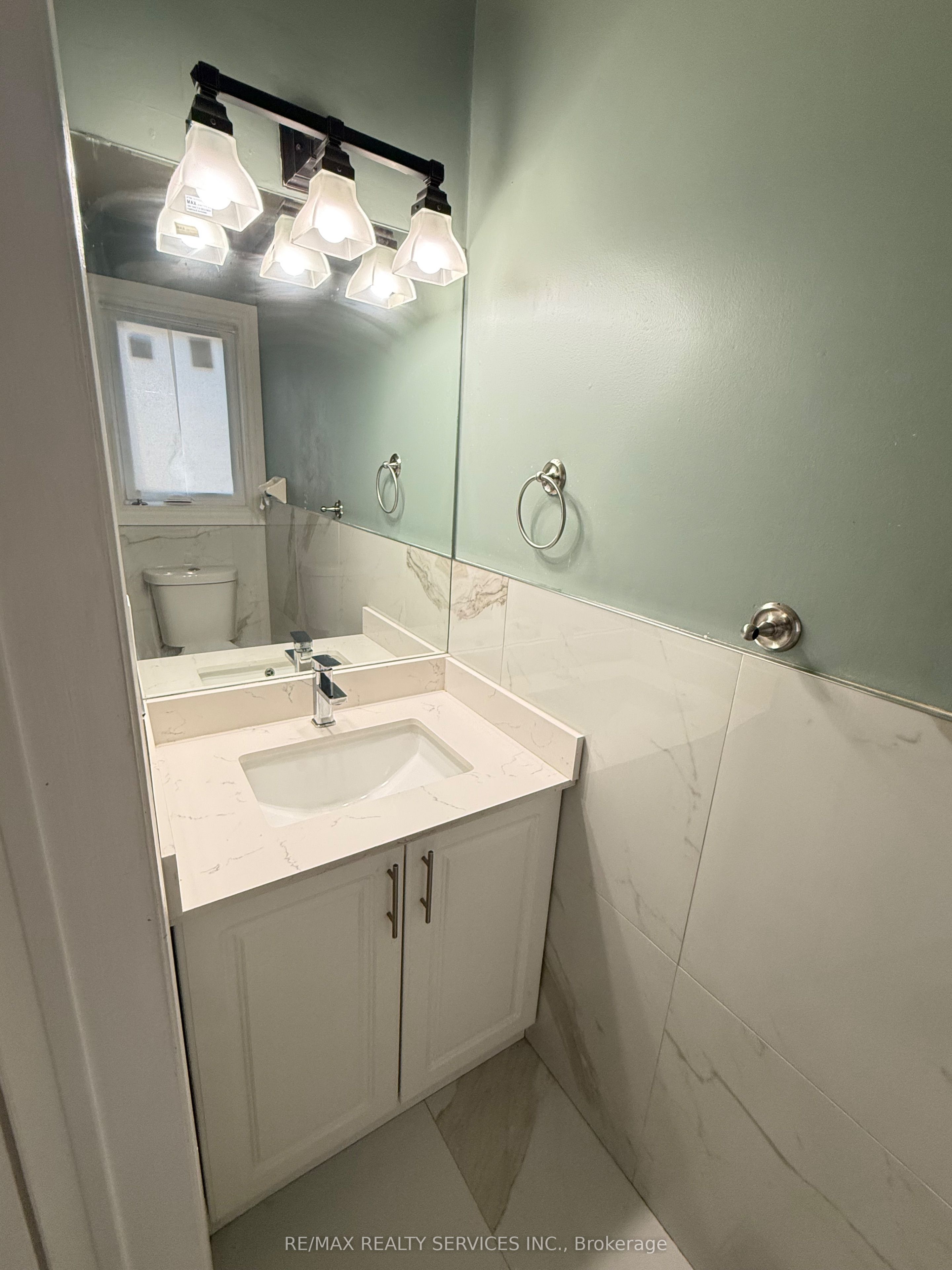 13 Wickstead Court Property Photo 6
