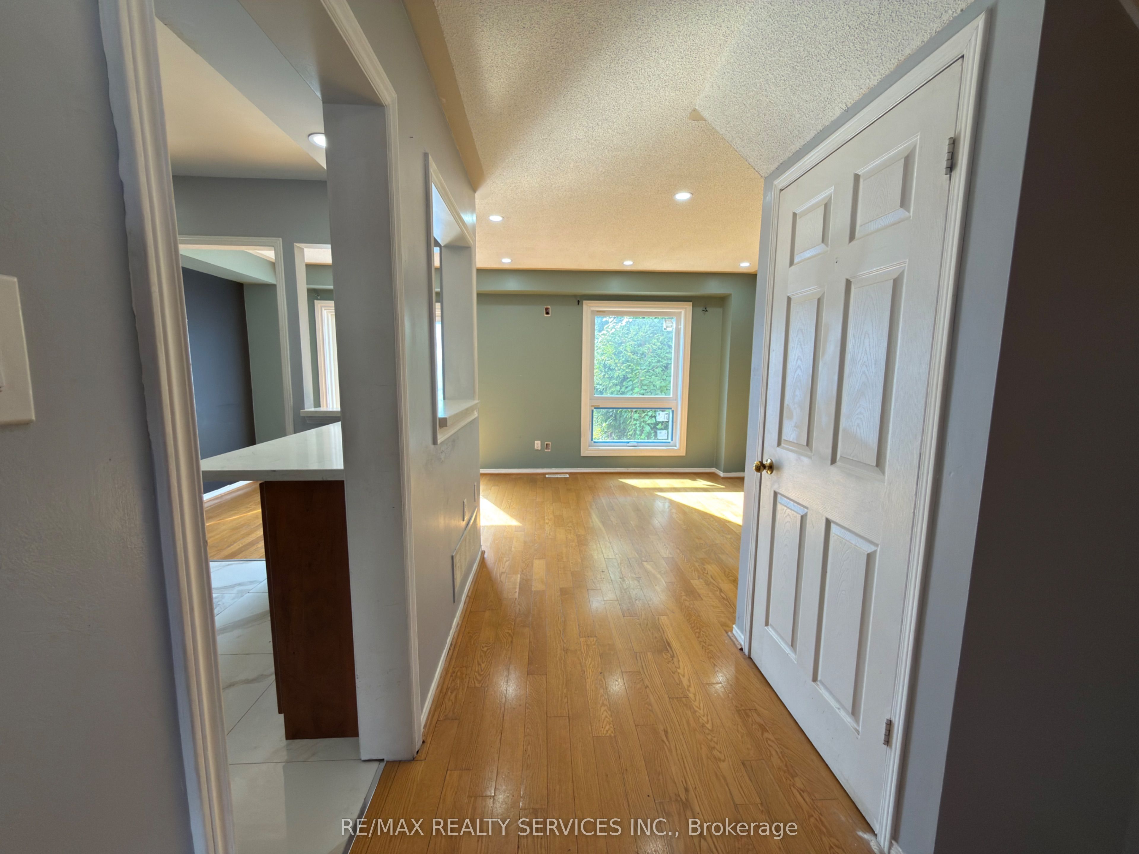 13 Wickstead Court Property Photo 8
