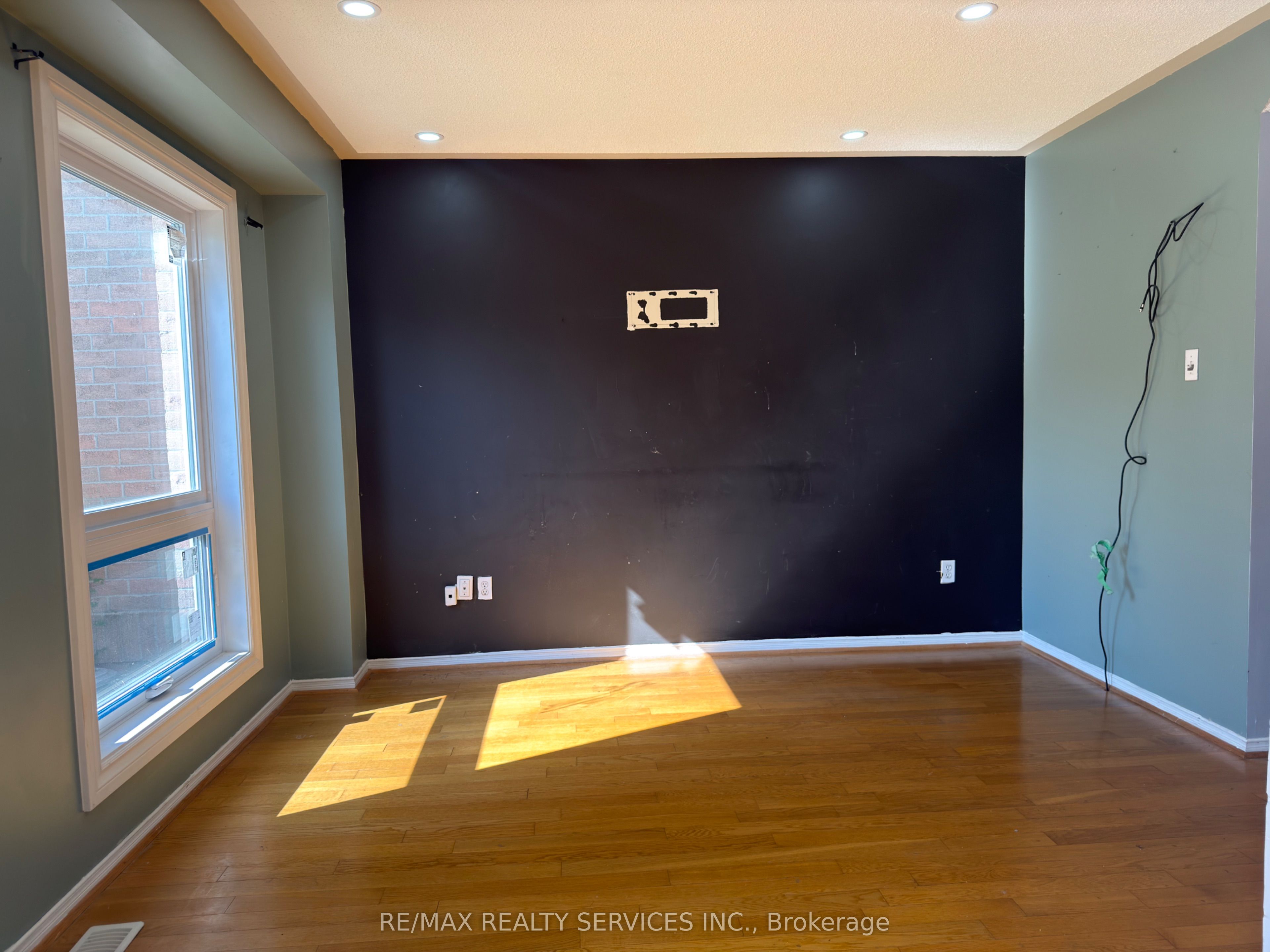 13 Wickstead Court Property Photo 10
