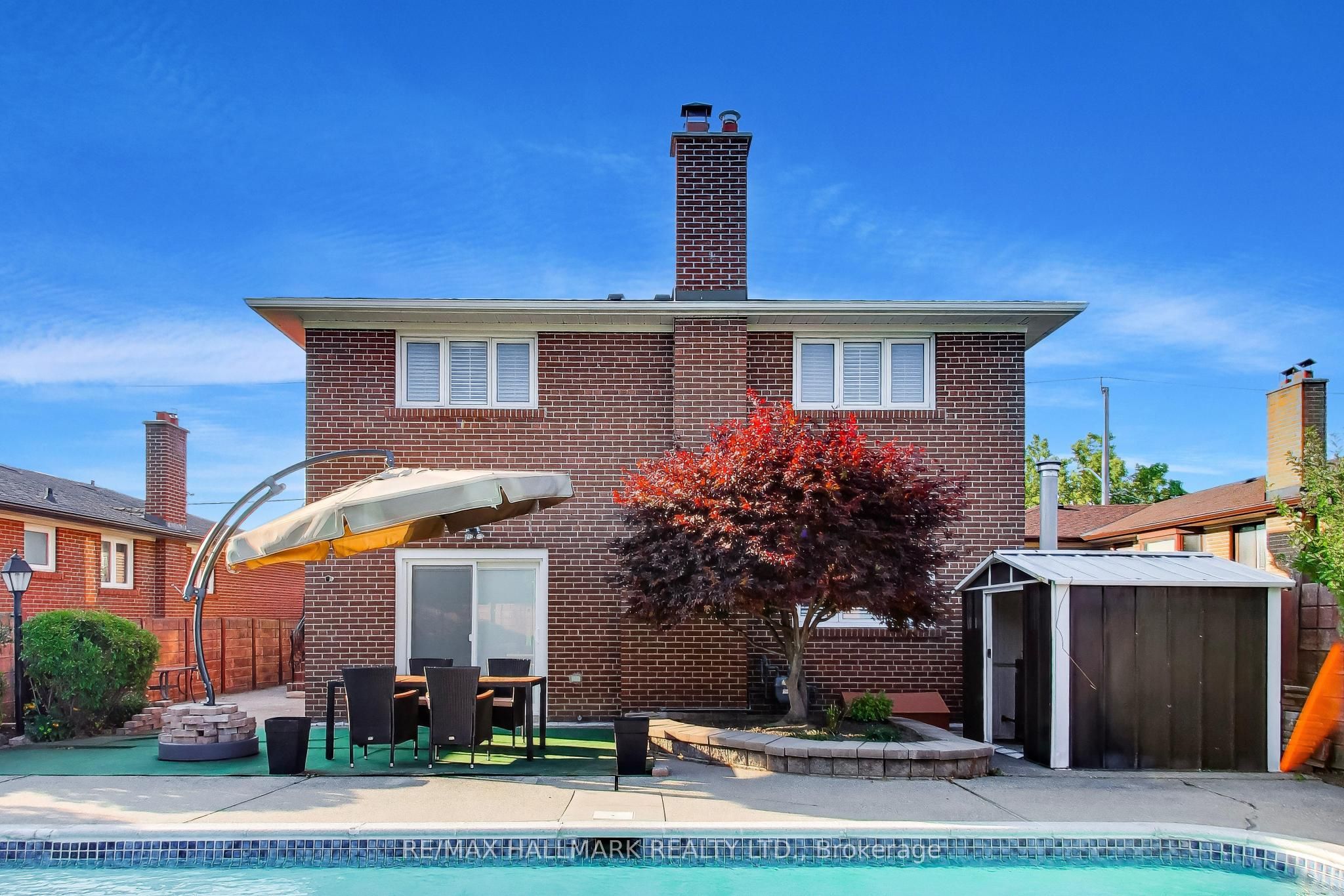 5 Byworth Boulevard Property Photo 39