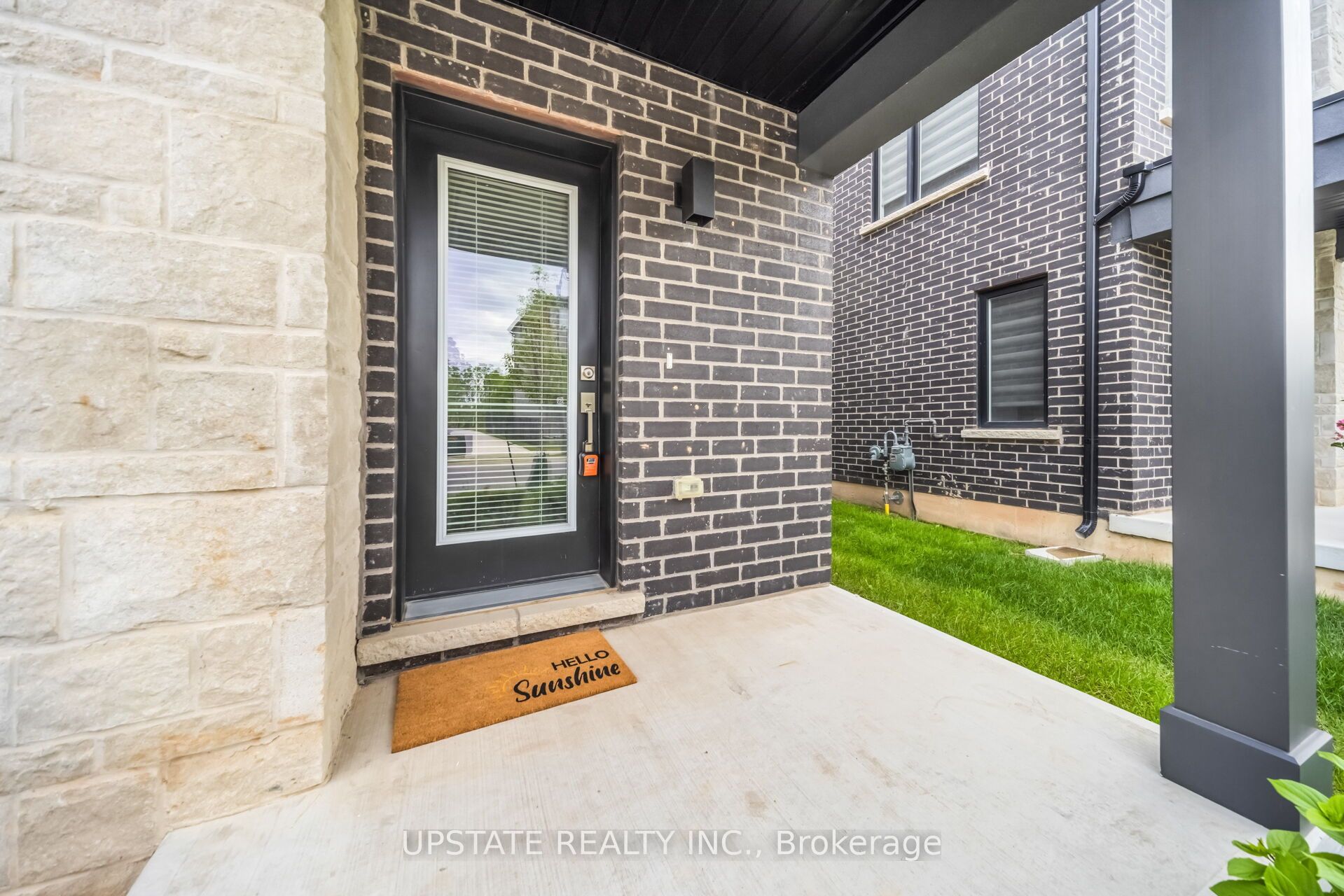 45 Humberstone Drive Property Photo 4