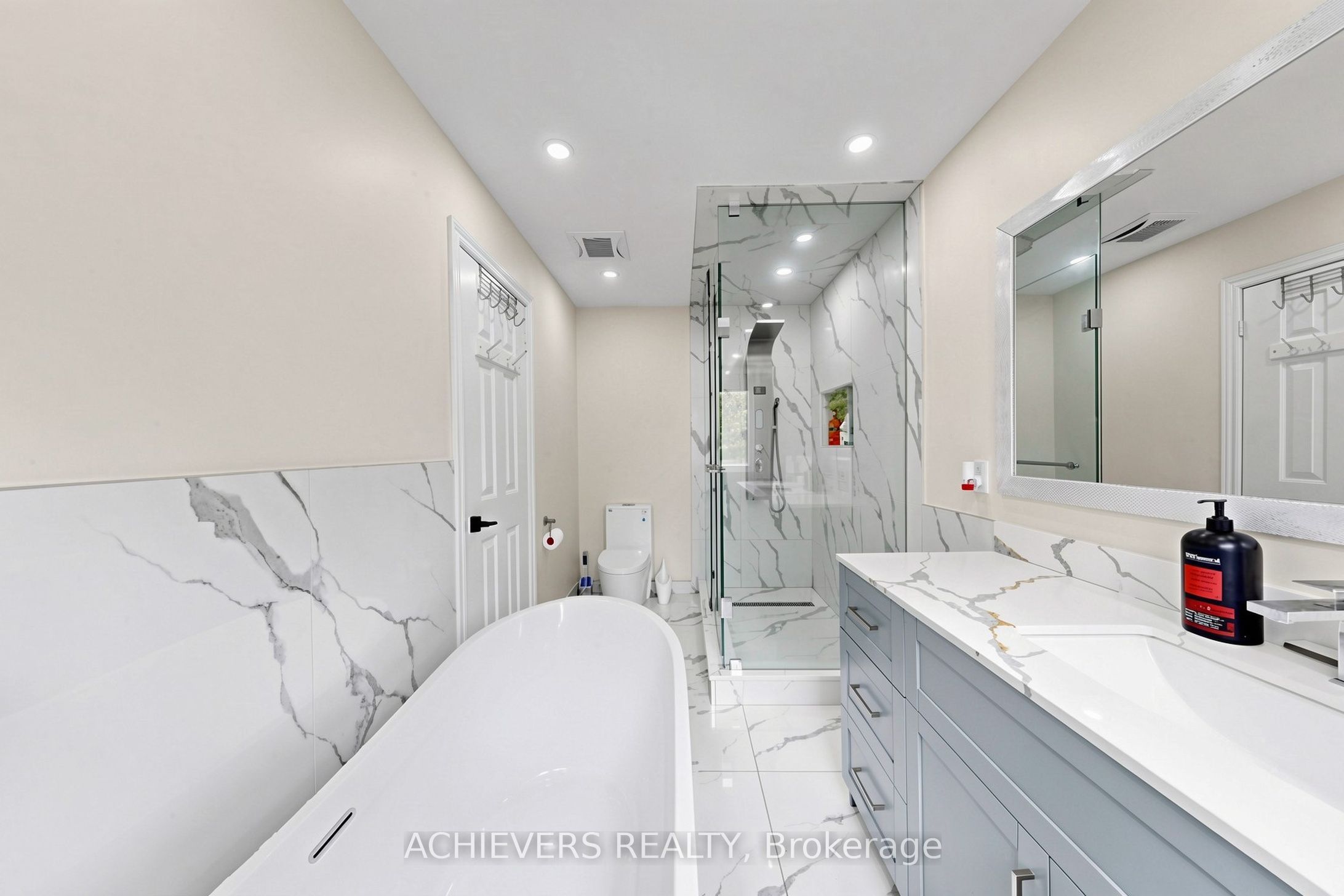 517 Navigator Drive Property Photo 27