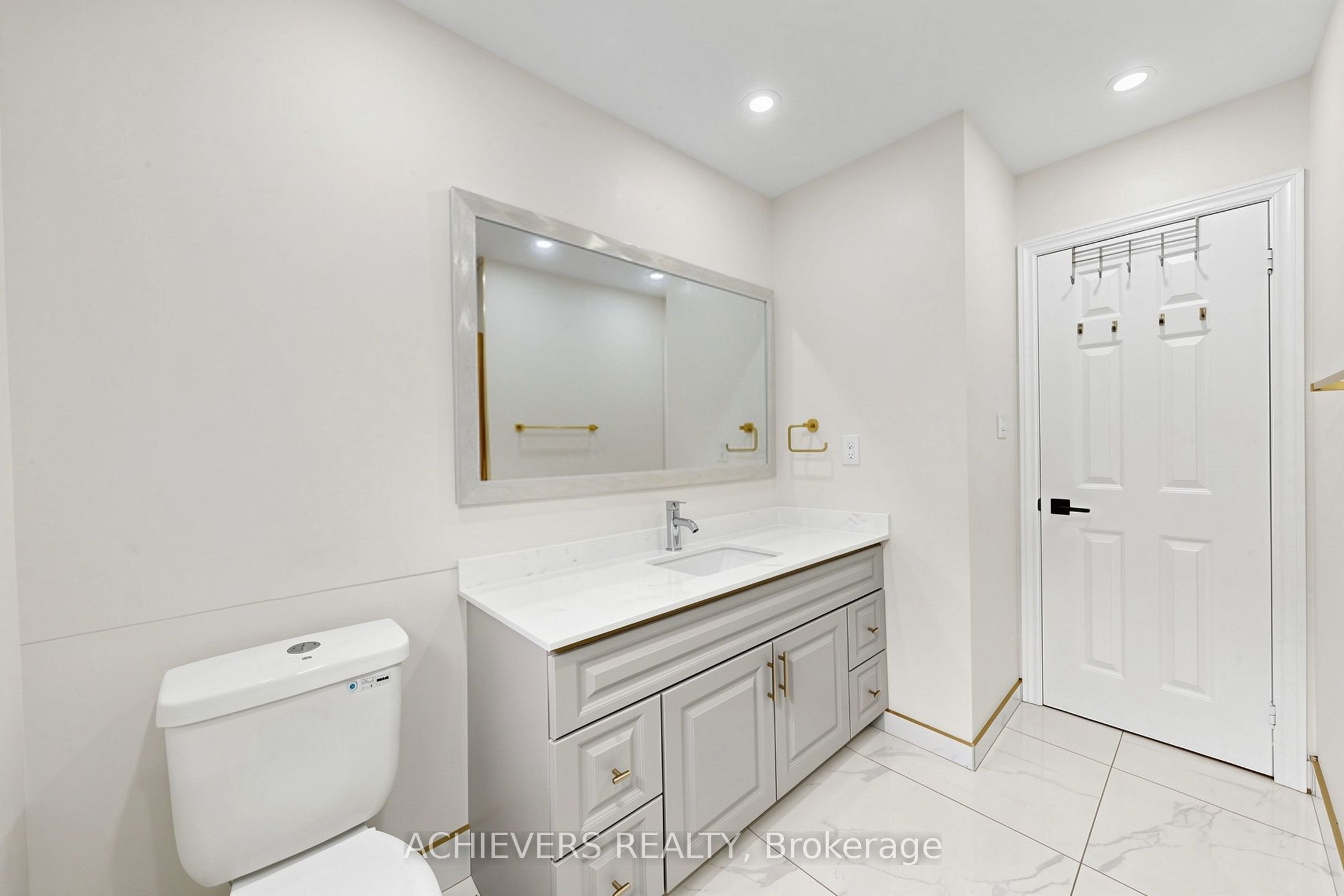 517 Navigator Drive Property Photo 38