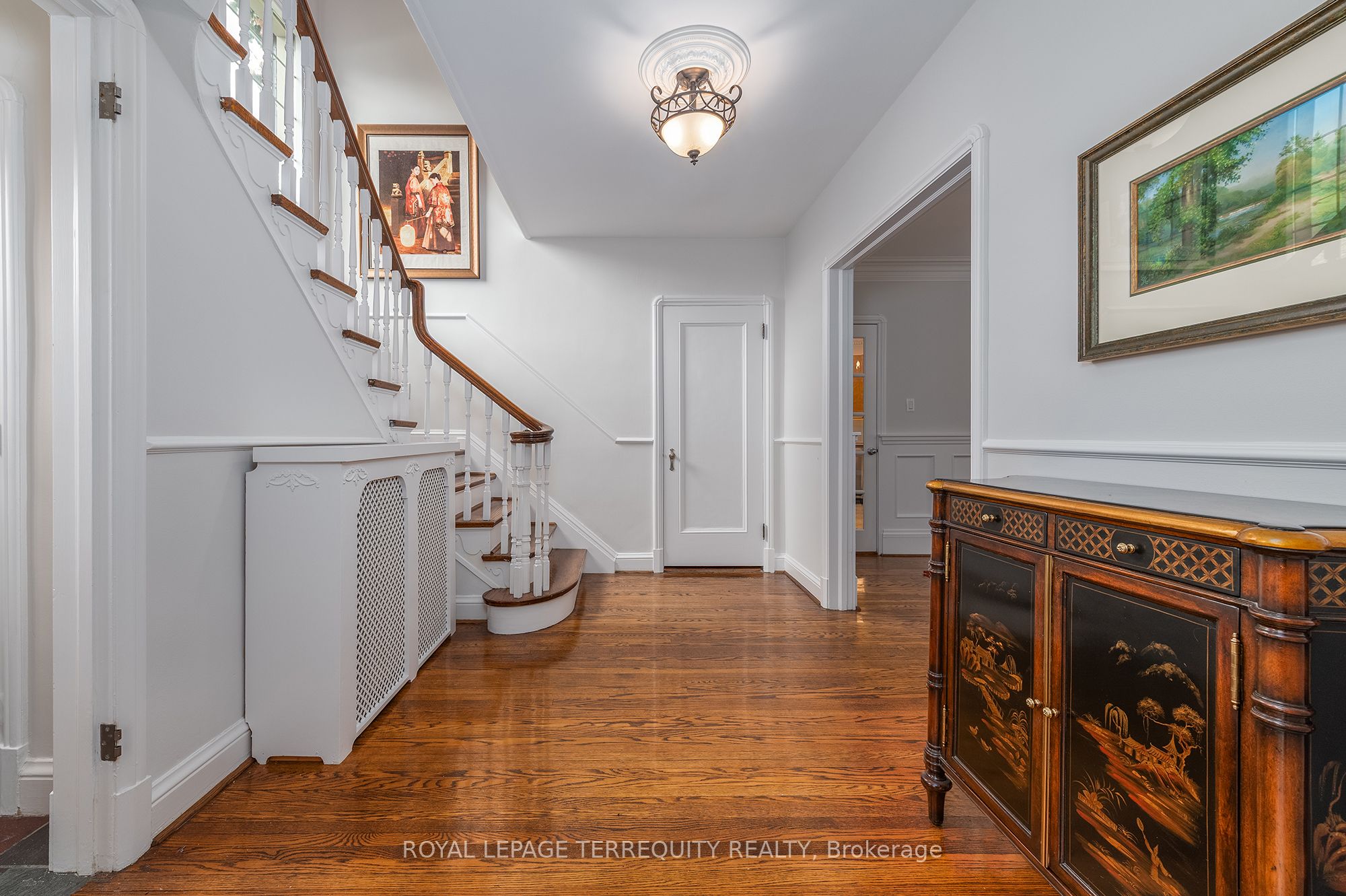 223 Riverside Drive Property Photo 5