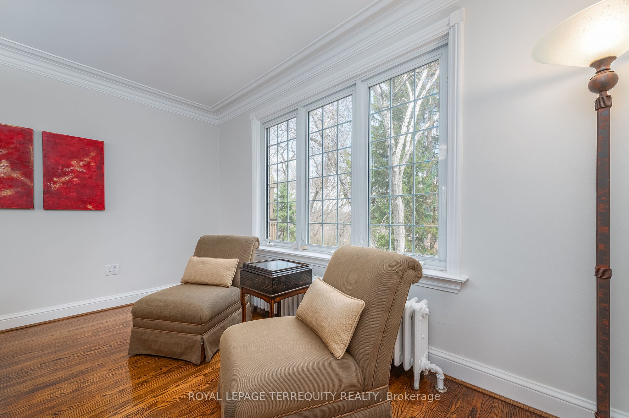 223 Riverside Drive Property Photo 10