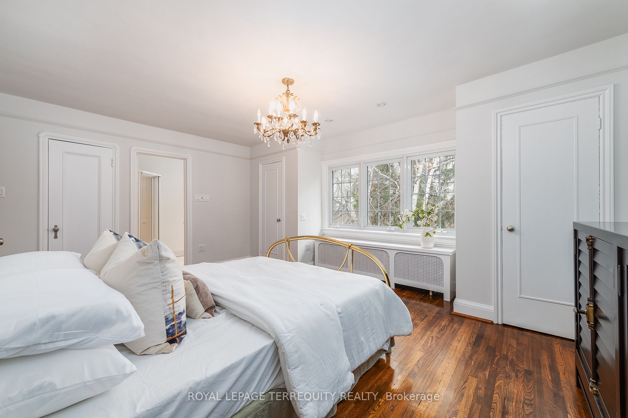 223 Riverside Drive Property Photo 22