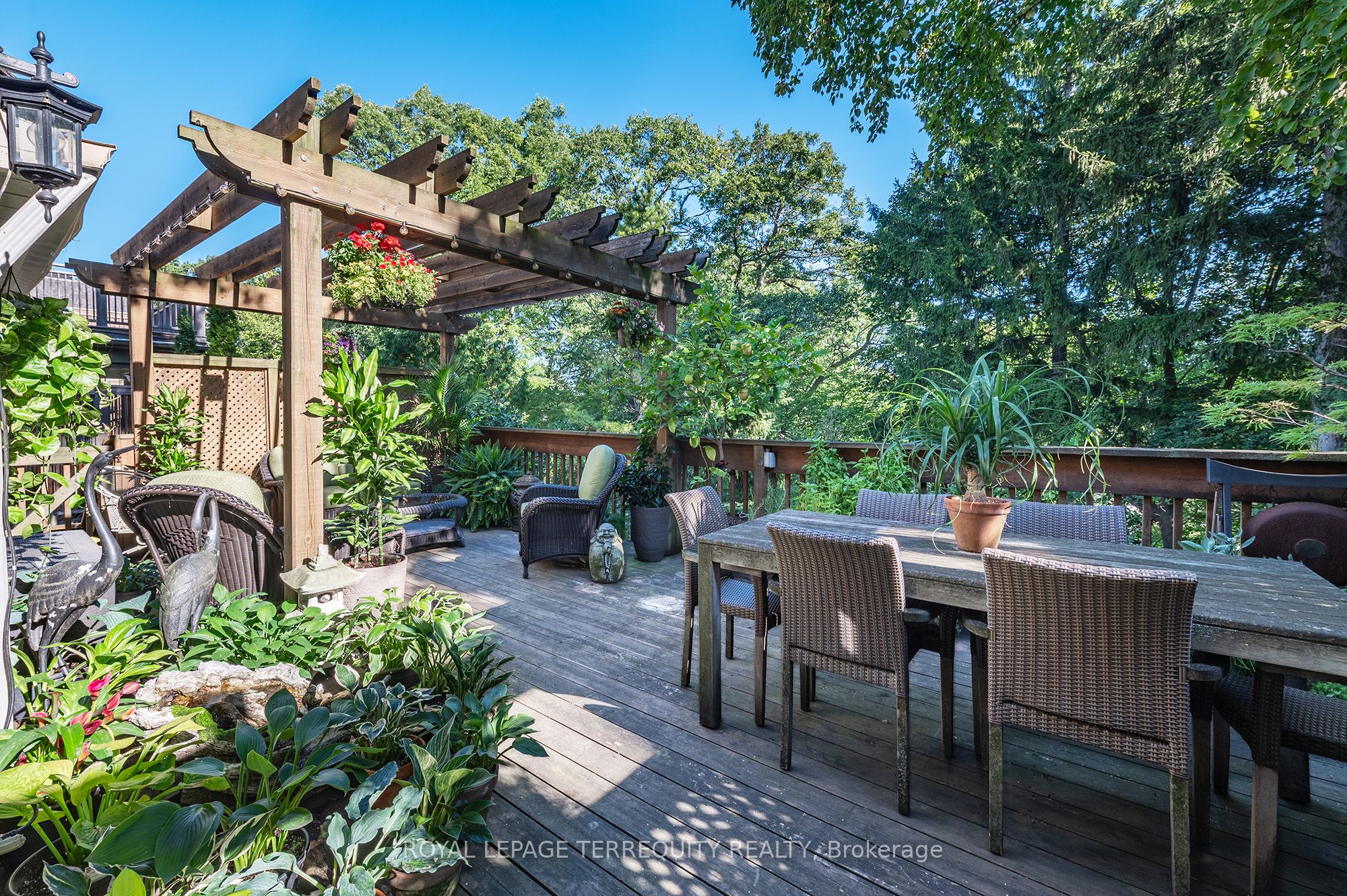 223 Riverside Drive Property Photo 39