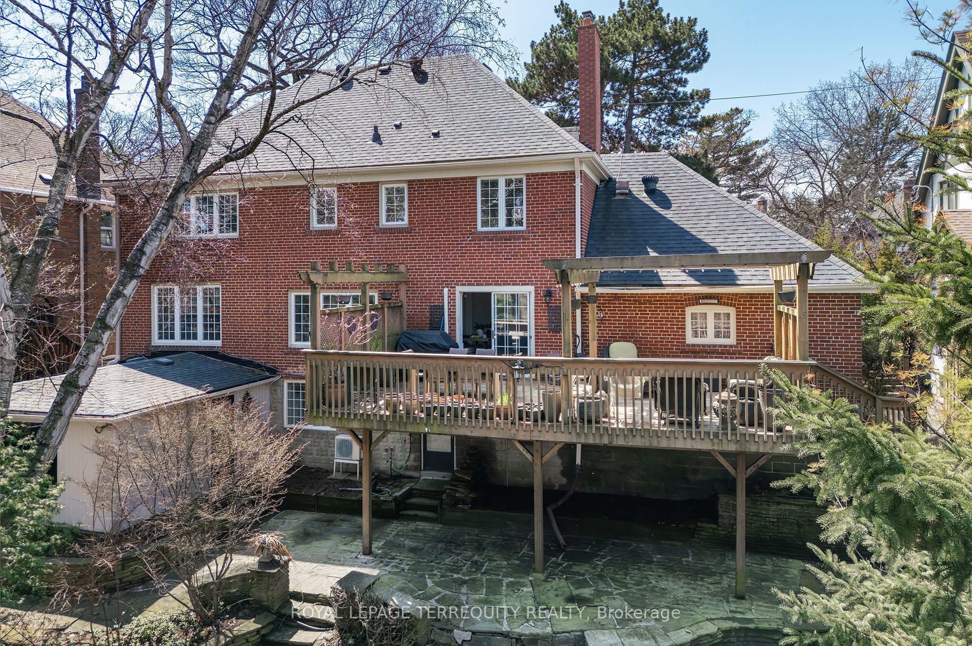 223 Riverside Drive Property Photo 49