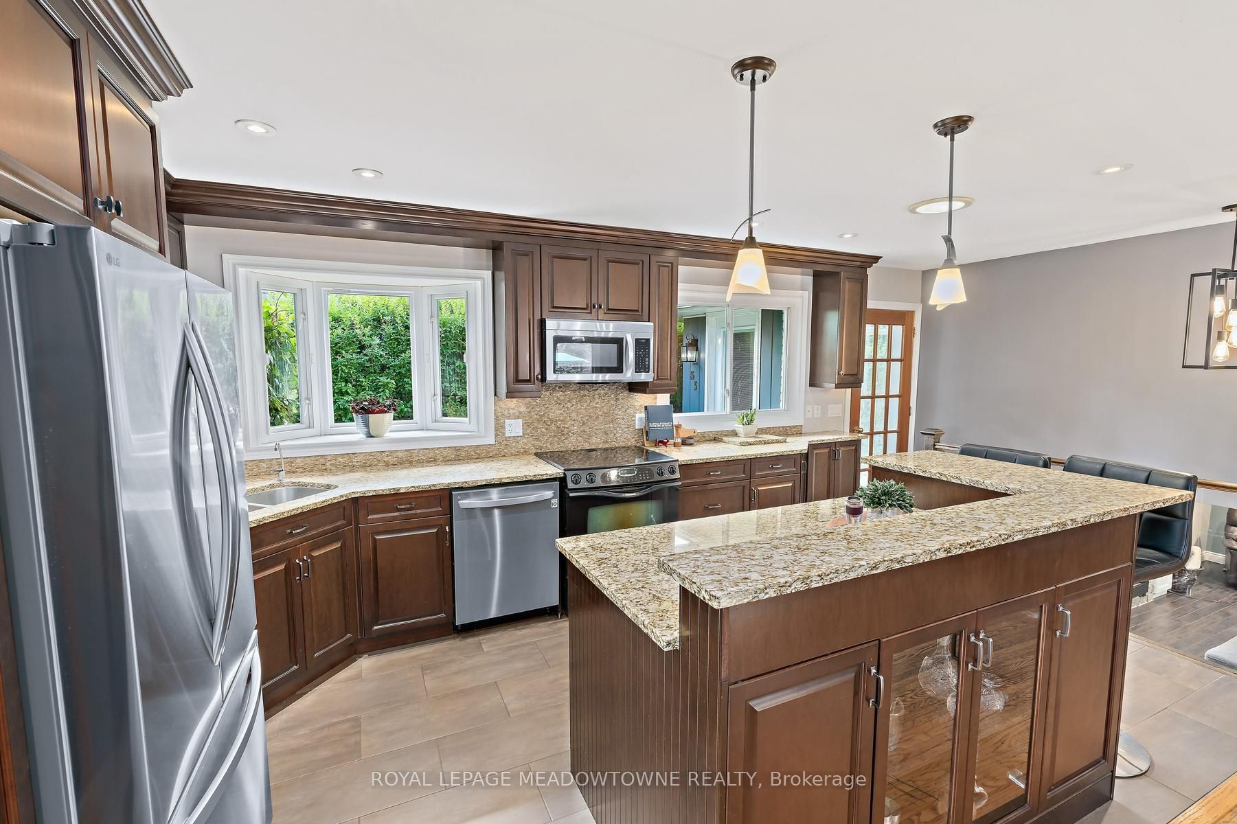 33 Fagan Drive Property Photo 12