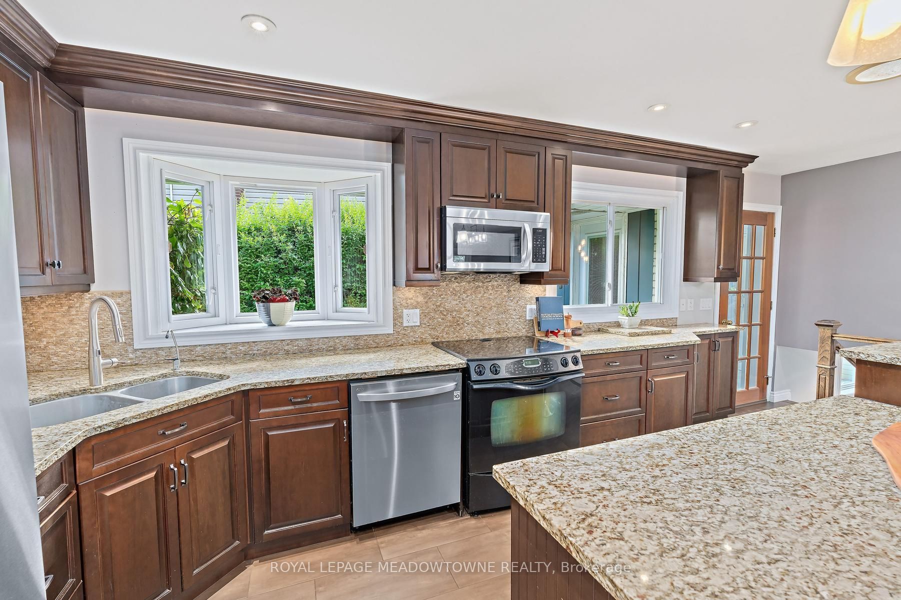 33 Fagan Drive Property Photo 13