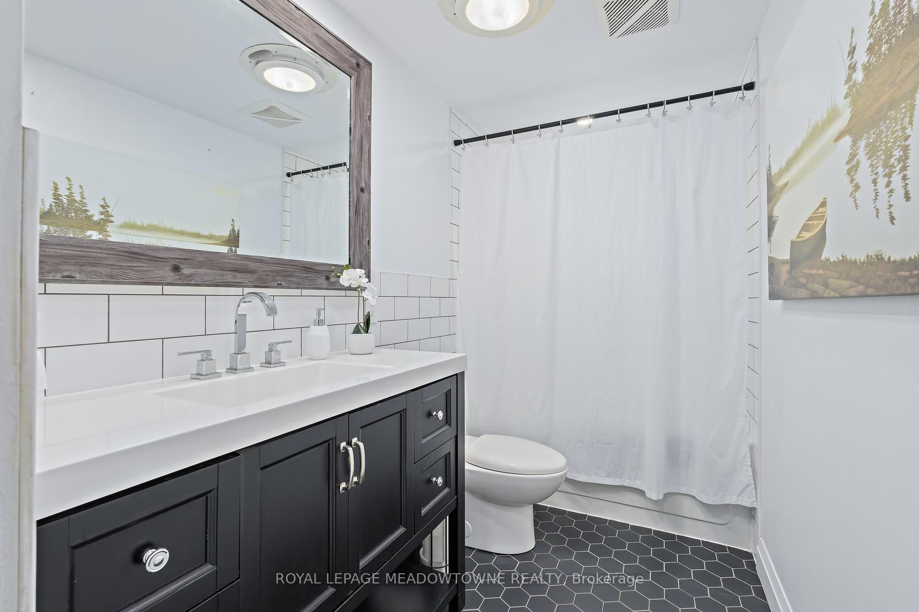 33 Fagan Drive Property Photo 27