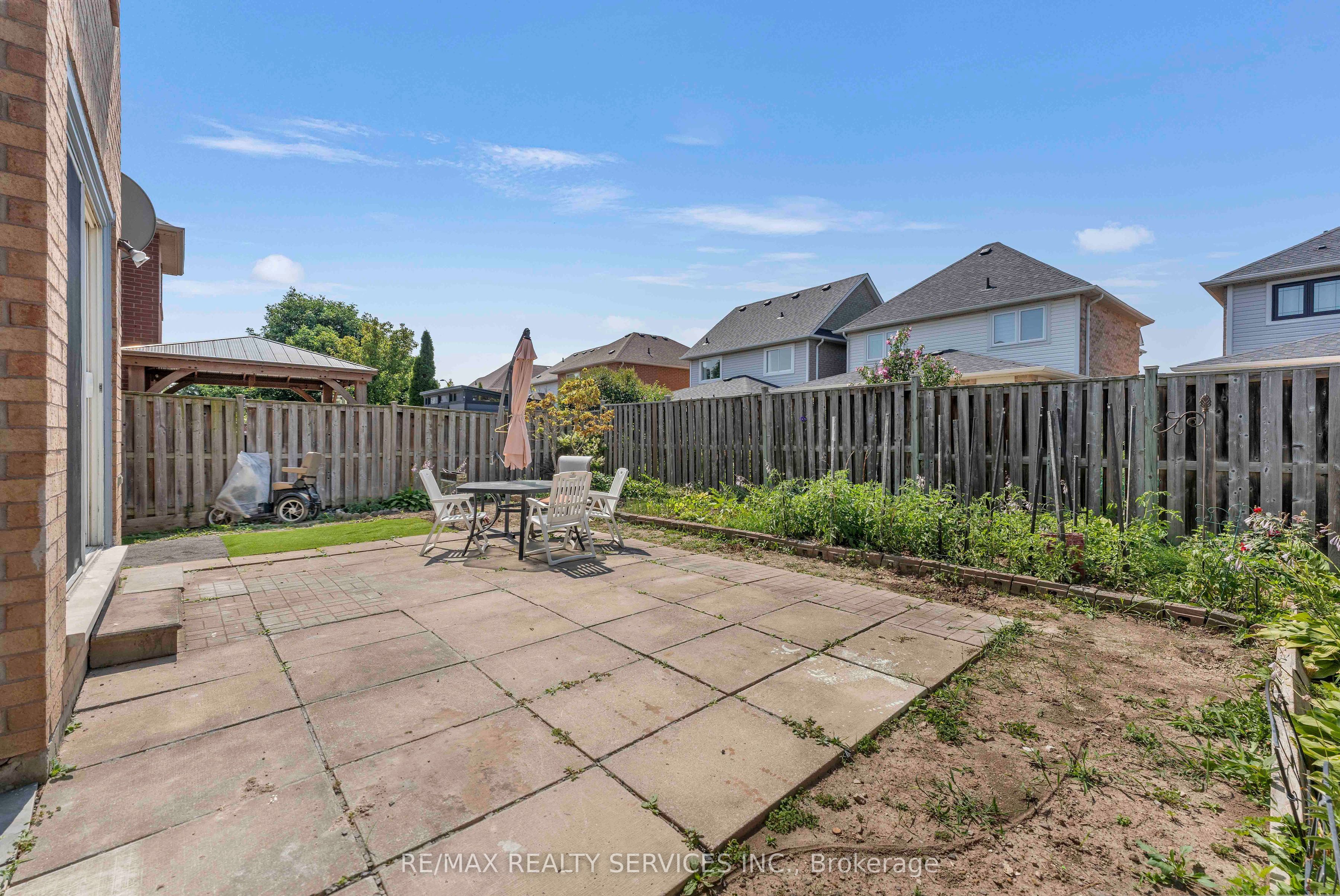 3696 Waterfall Crescent Property Photo 49