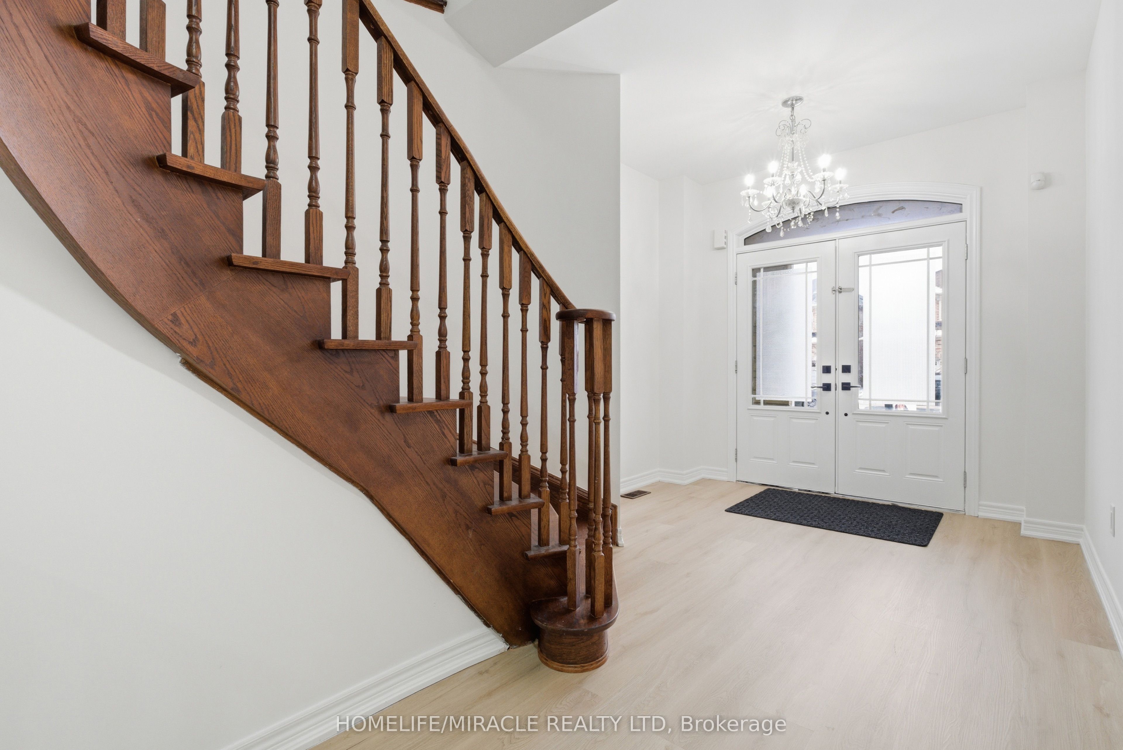 71 Skyvalley Drive Property Photo 2