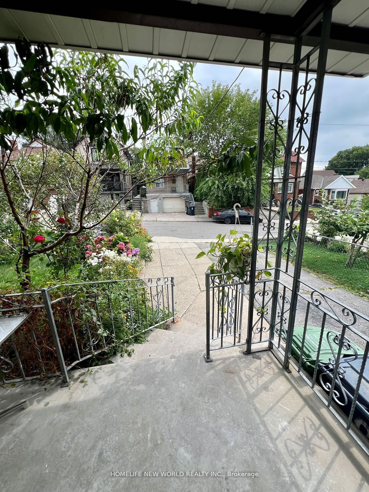354 Kane Avenue Main Property Photo 3