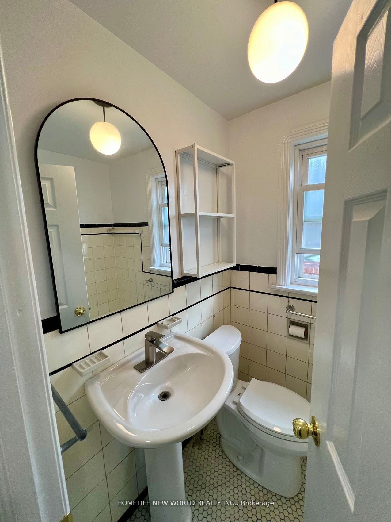354 Kane Avenue Main Property Photo 11