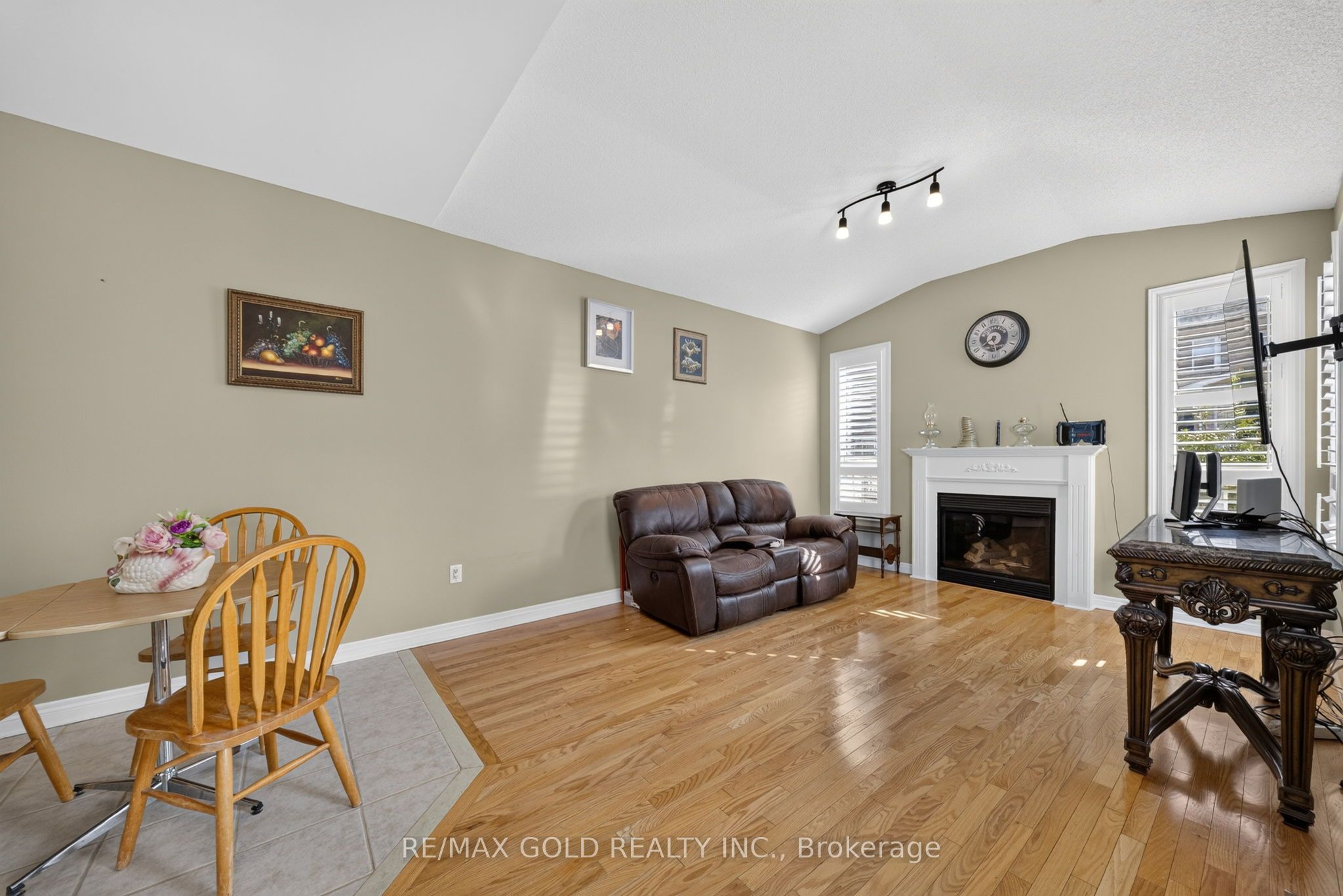 104 Everingham Circle Property Photo 10
