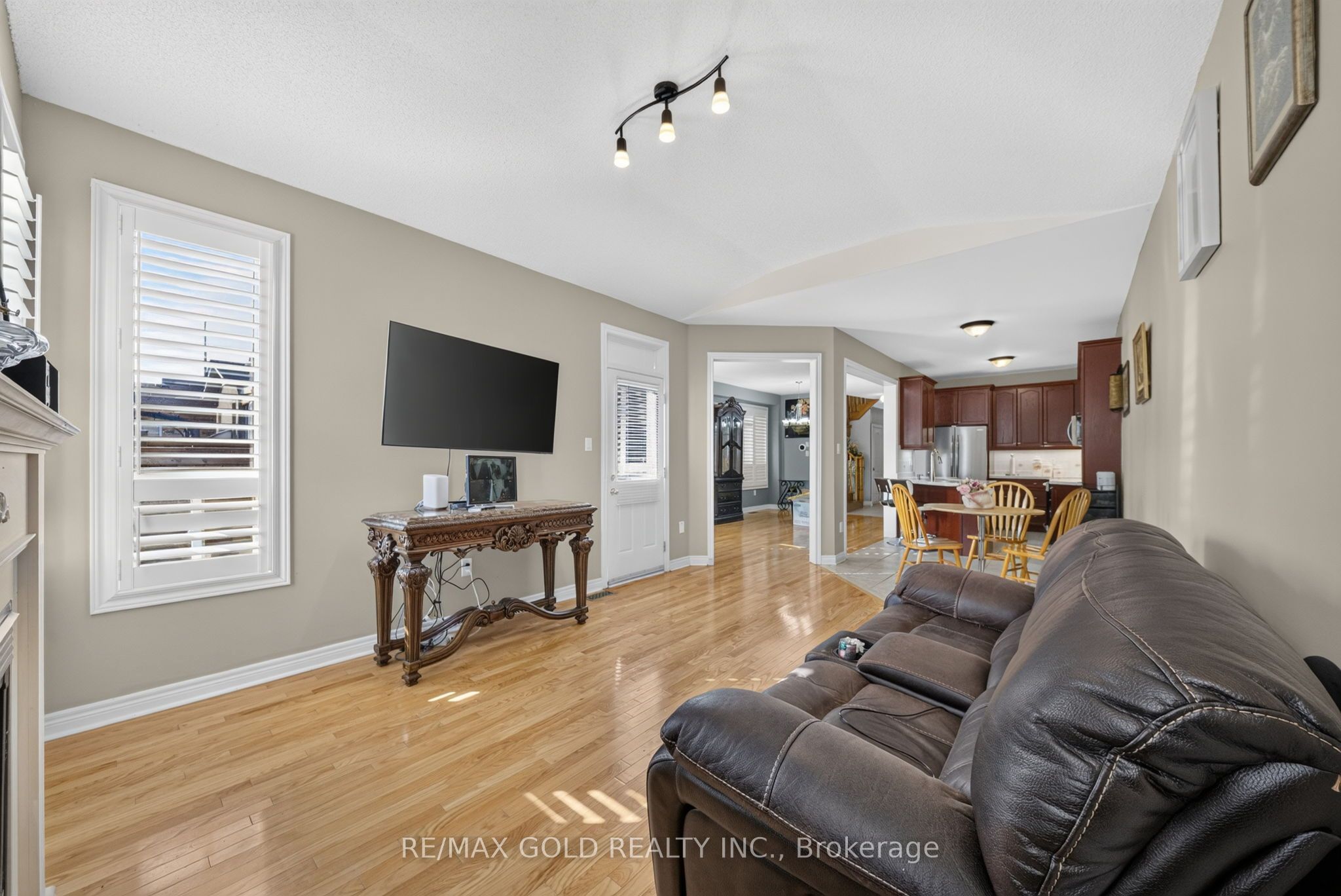 104 Everingham Circle Property Photo 11