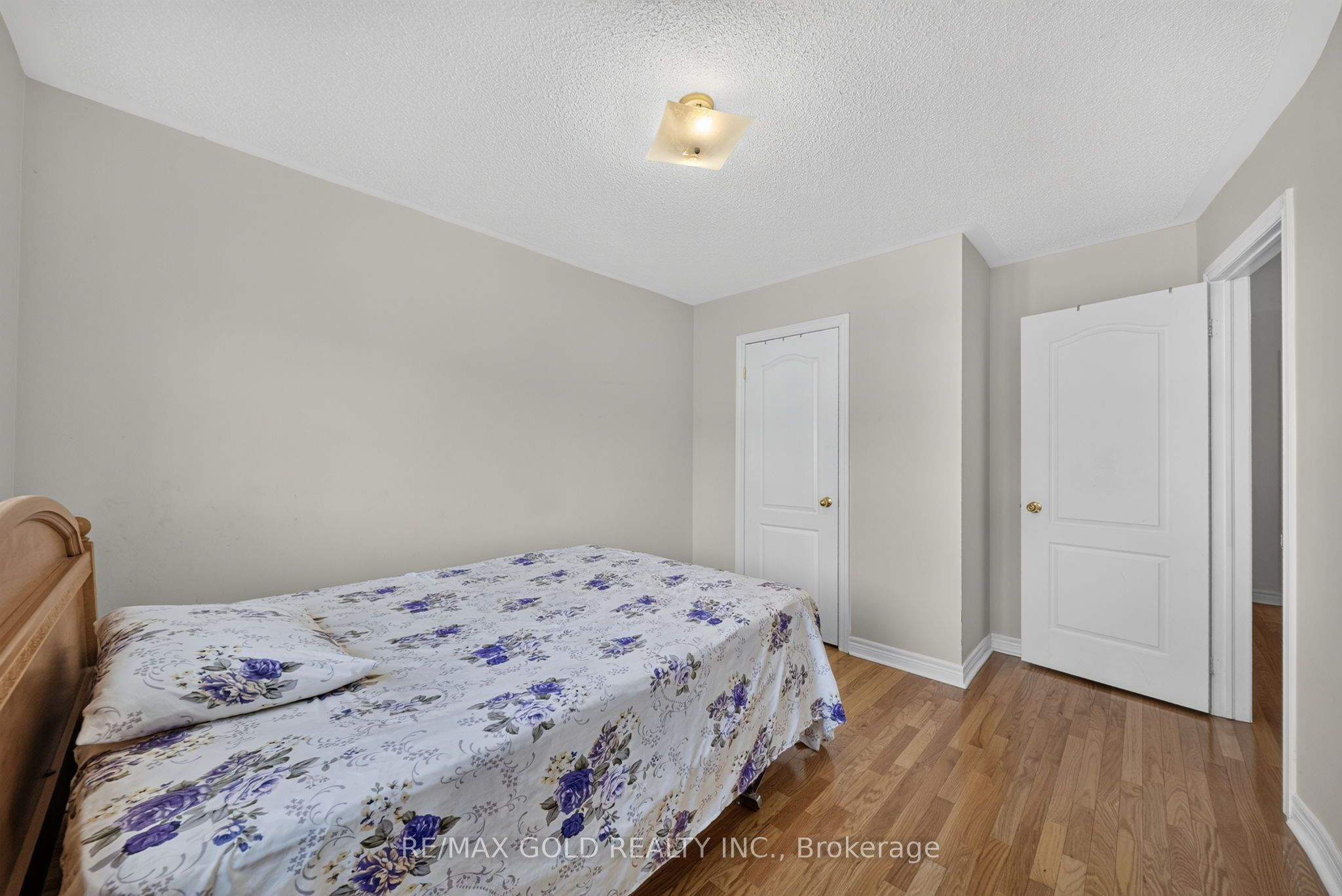 104 Everingham Circle Property Photo 28
