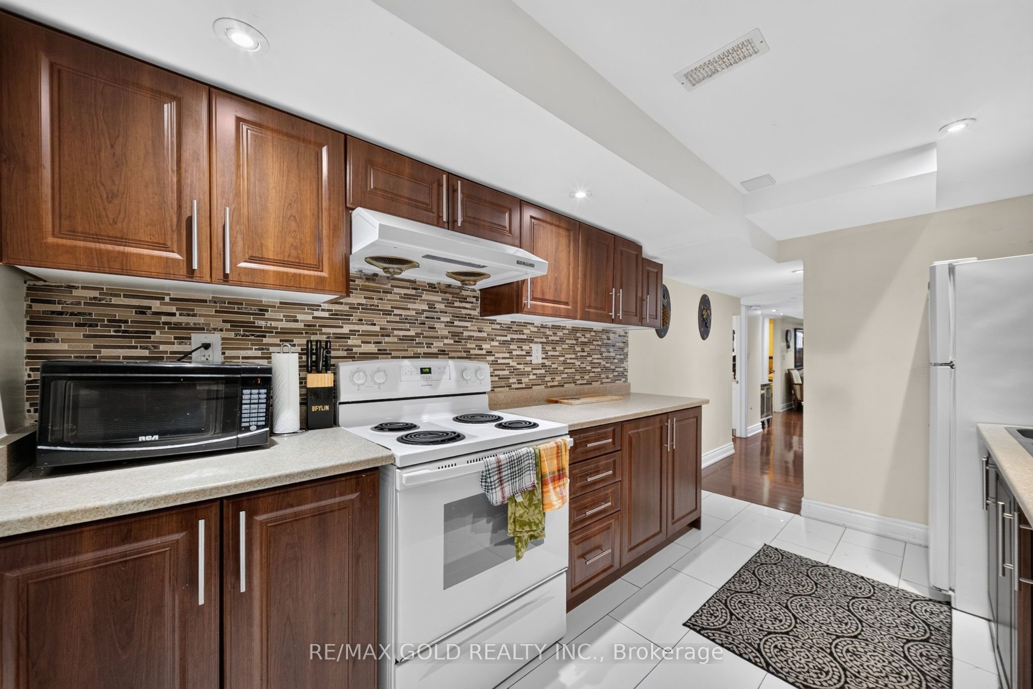 104 Everingham Circle Property Photo 35