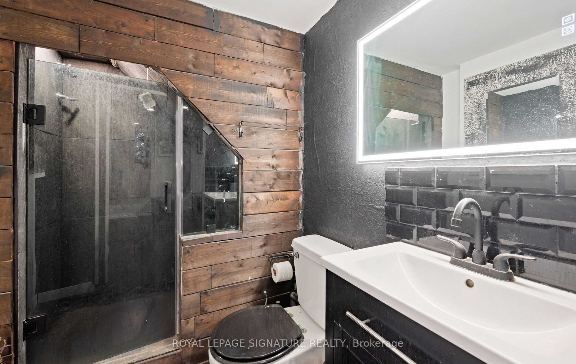 61 Ardglen Drive 9 Property Photo 44