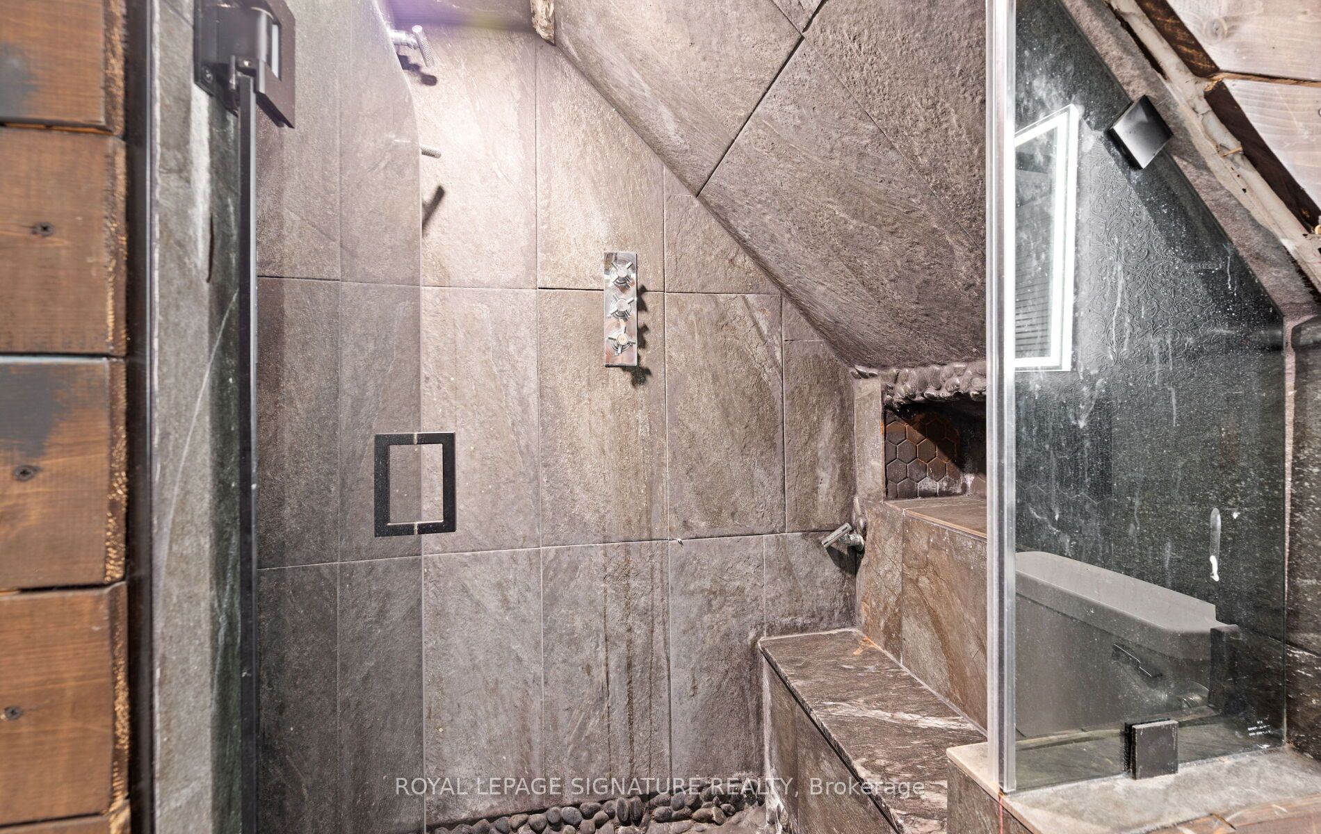 61 Ardglen Drive 9 Property Photo 45