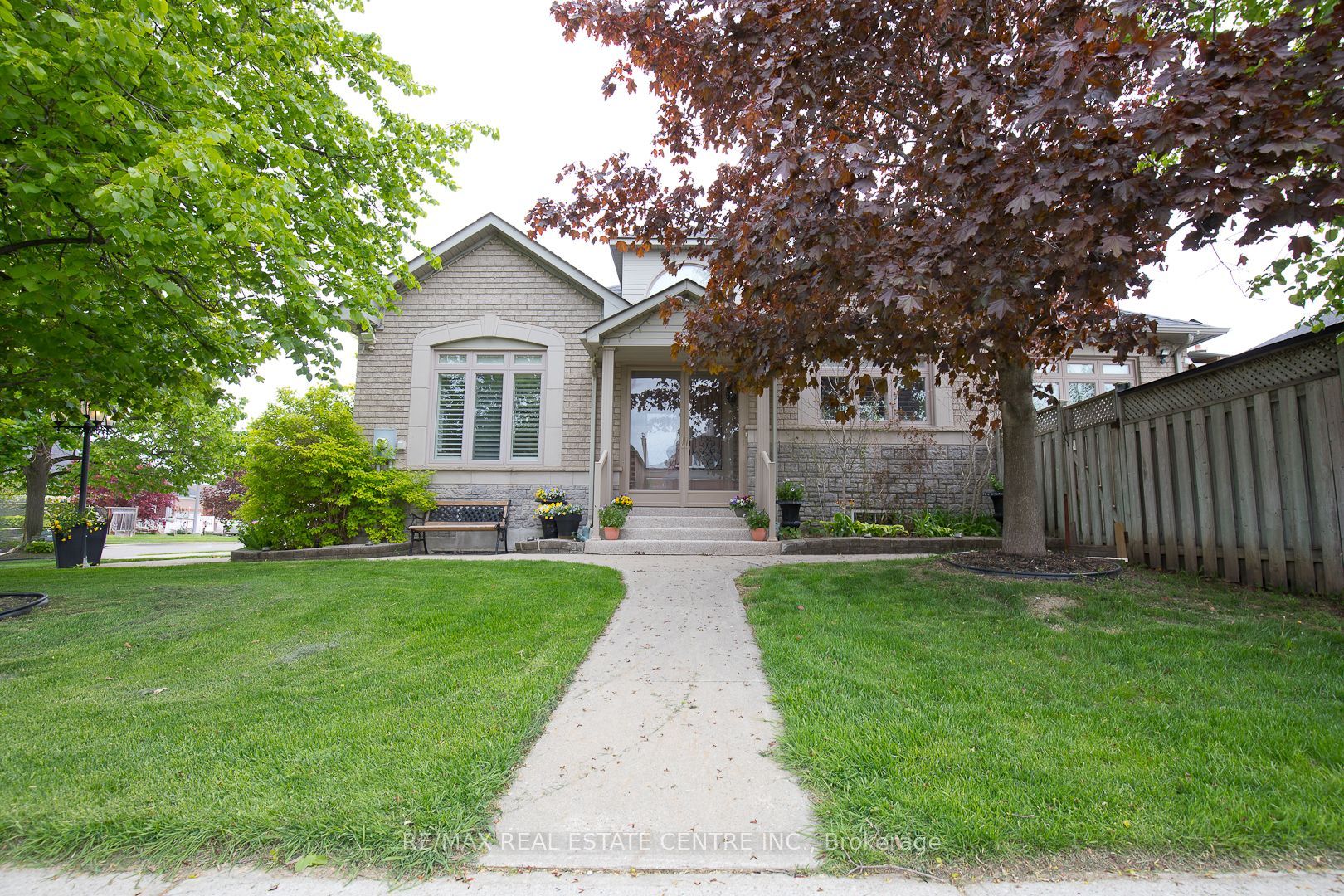 1 Kirkwood Crescent Property Photo 4