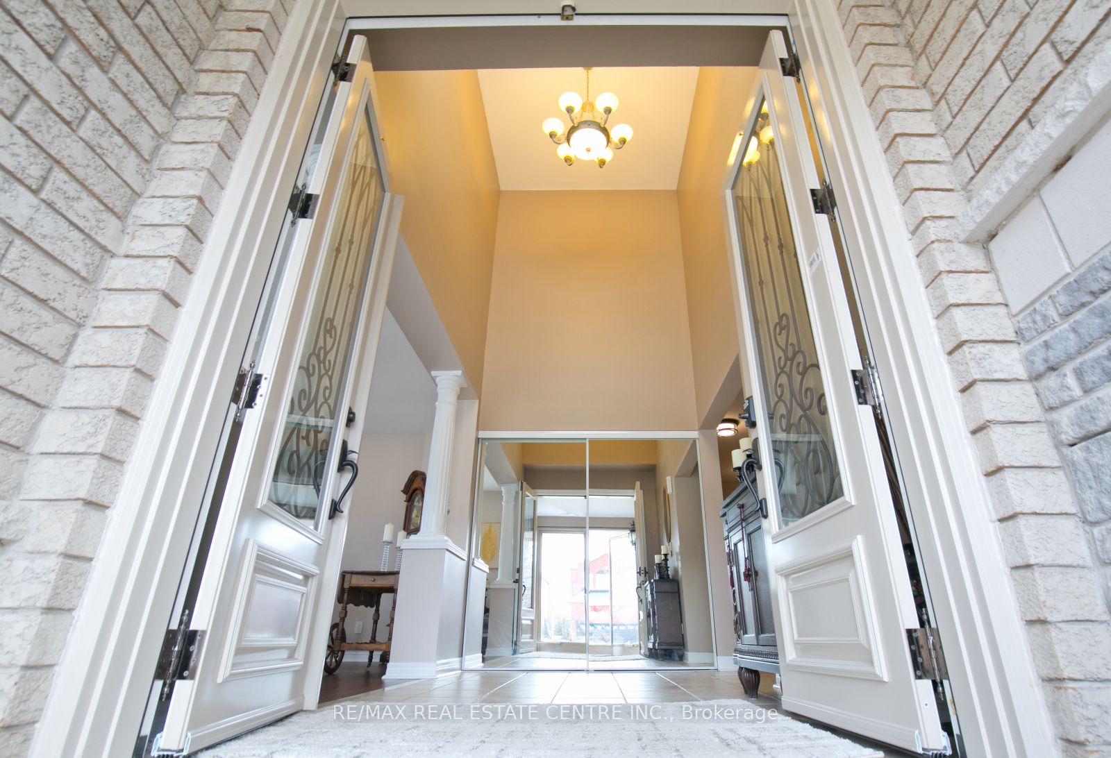 1 Kirkwood Crescent Property Photo 8