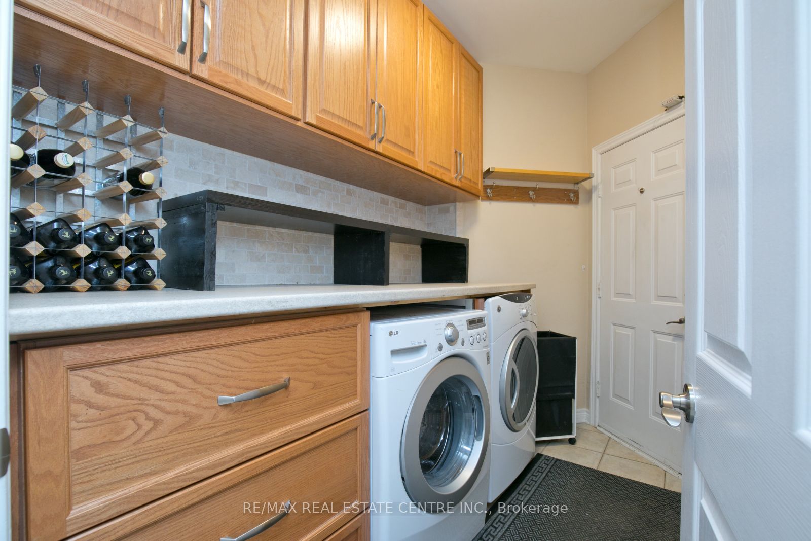 1 Kirkwood Crescent Property Photo 34