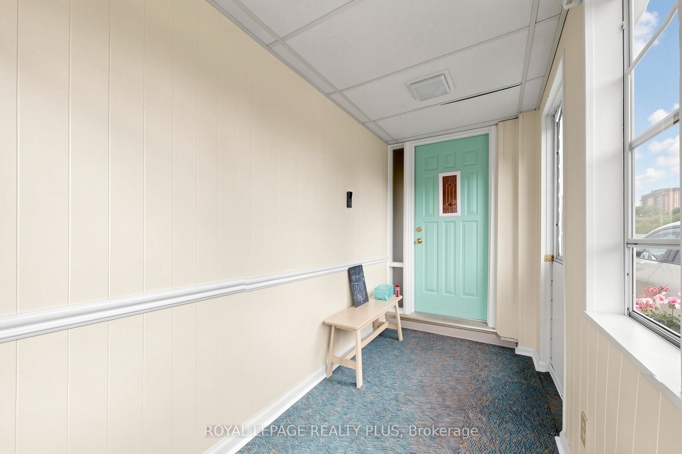 2359 Brookhurst Road Property Photo 3