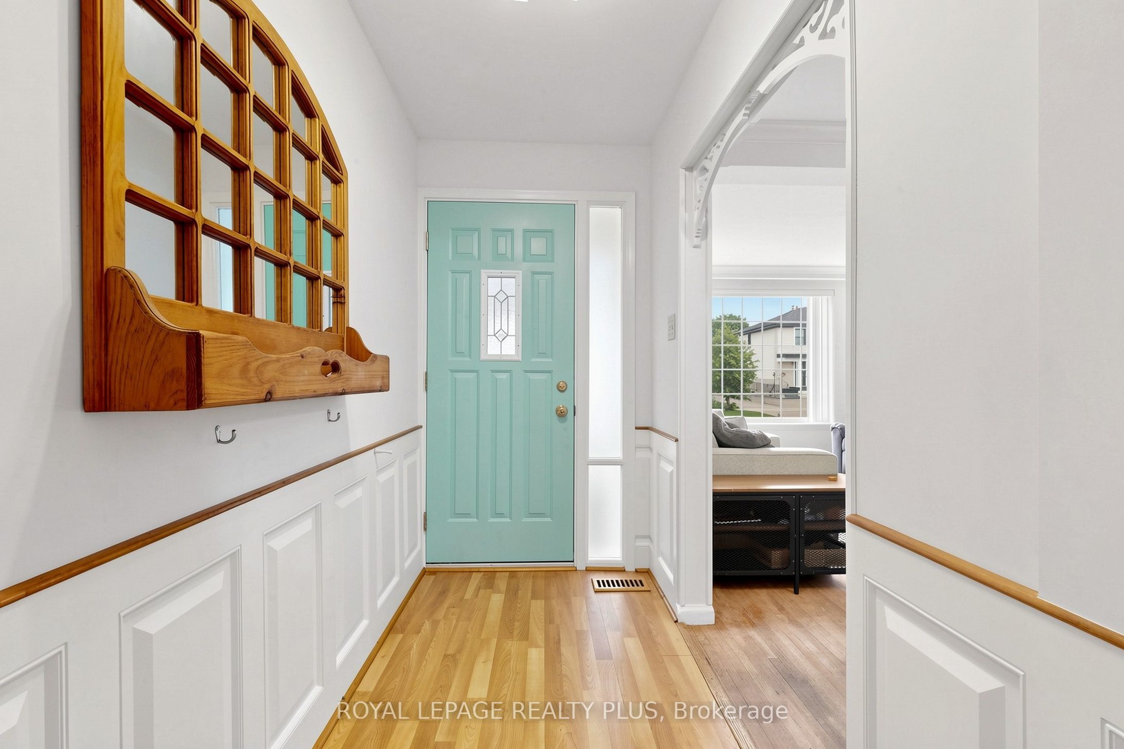 2359 Brookhurst Road Property Photo 4