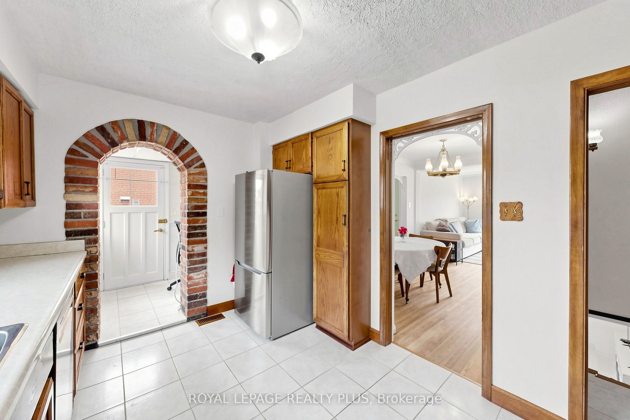 2359 Brookhurst Road Property Photo 13
