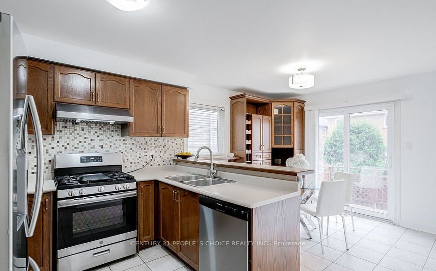 3744 Althorpe Circle Property Photo 12
