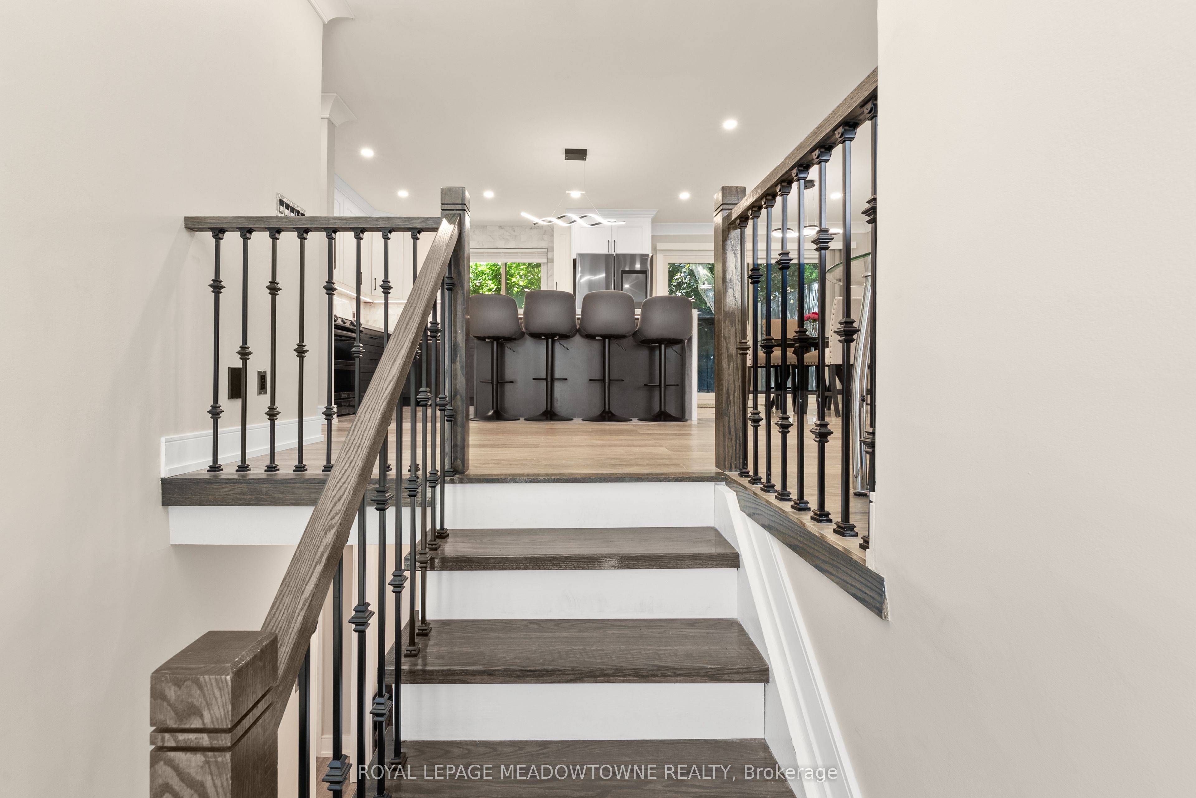 1268 Forest Hill Property Photo 2