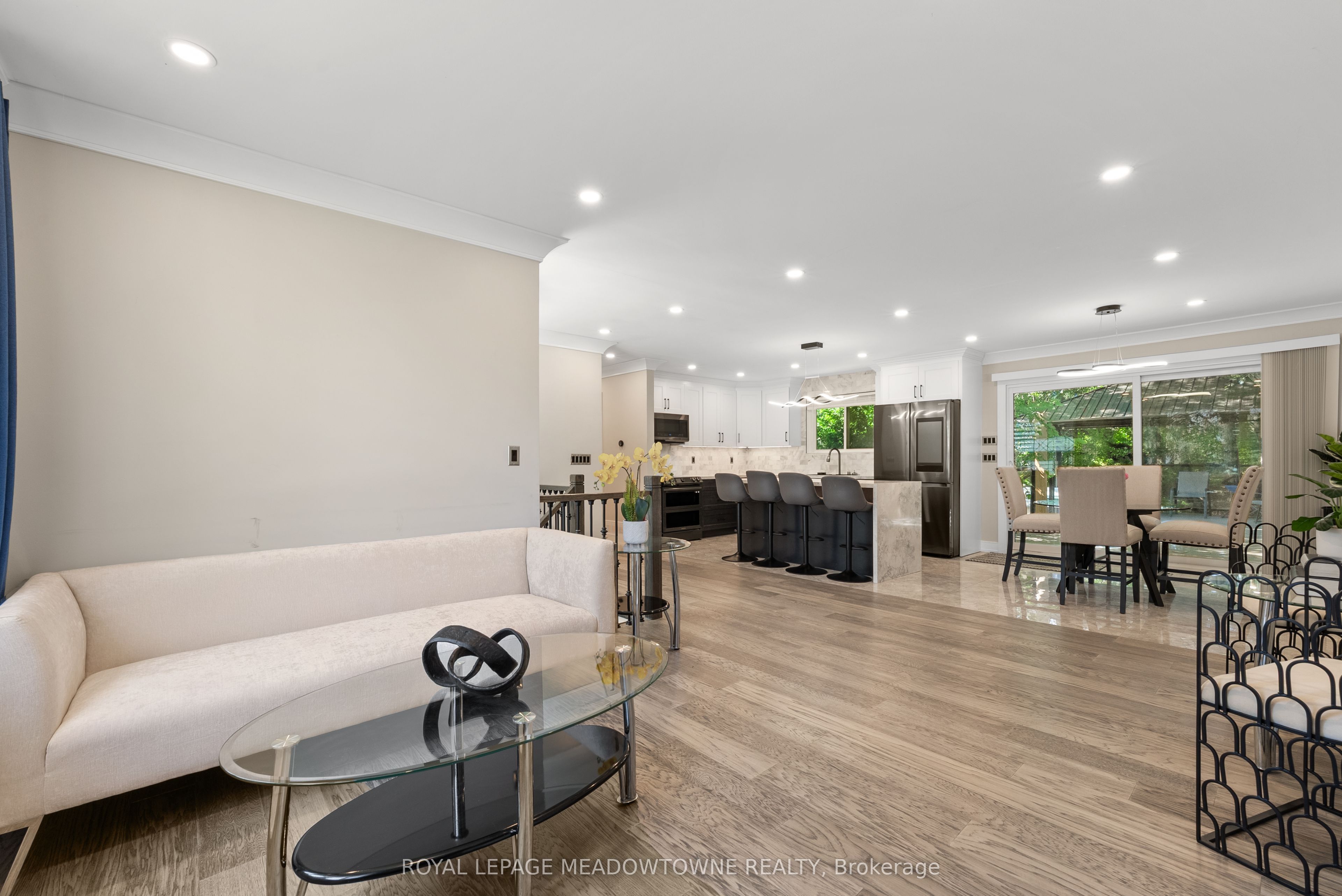 1268 Forest Hill Property Photo 10