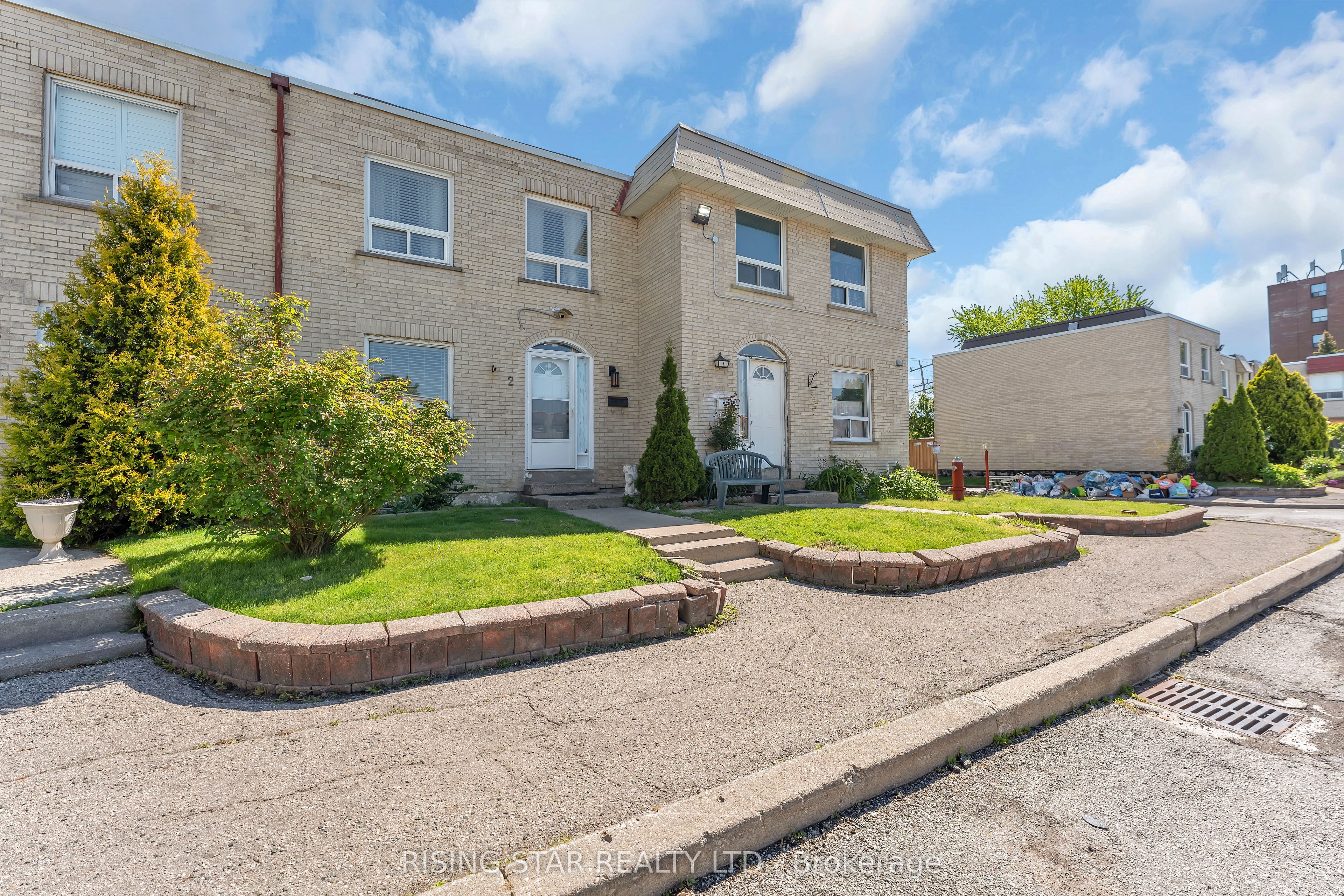 7440 Goreway Drive 2 Property Photo 10