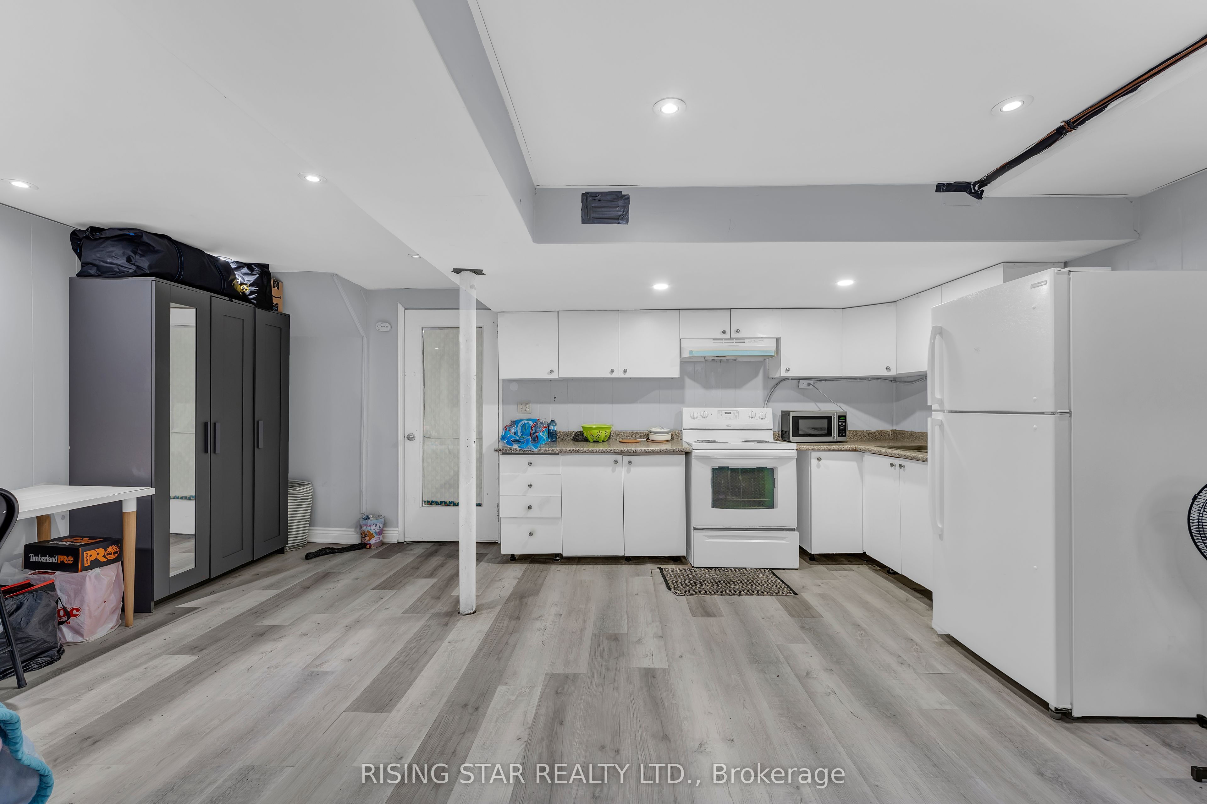 7440 Goreway Drive 2 Property Photo 25