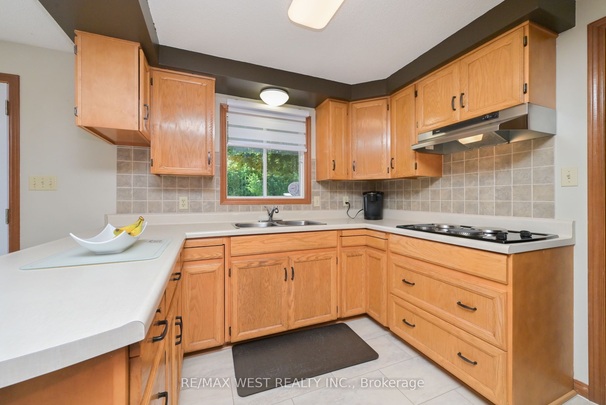 5775 Boston Mills Road Property Photo 6