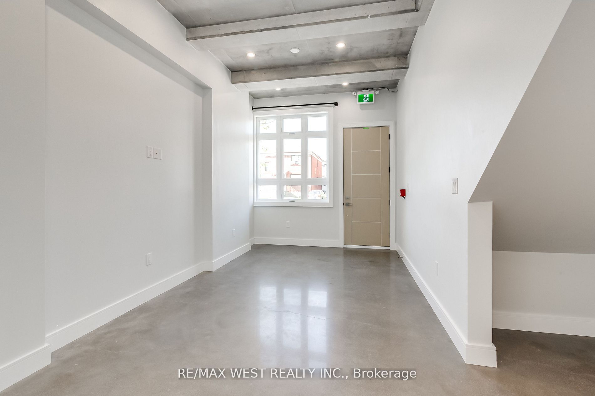 1745 Keele Street 1 Property Photo 6