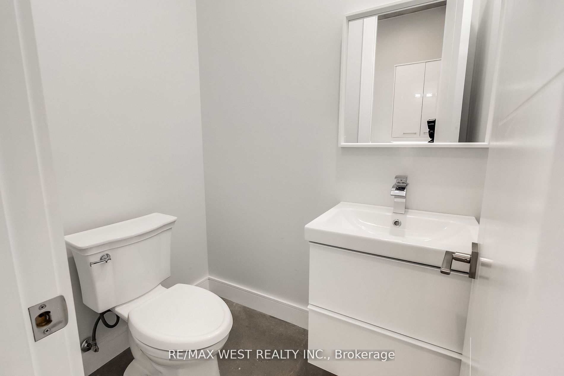 1745 Keele Street 1 Property Photo 10