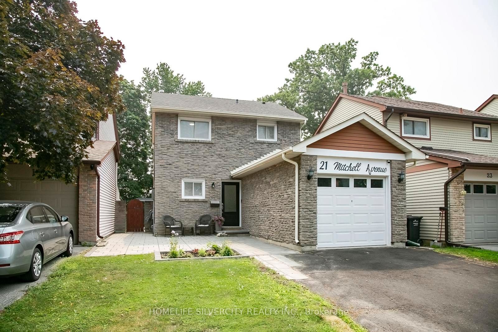 21 Mitchell Avenue Property Photo 2