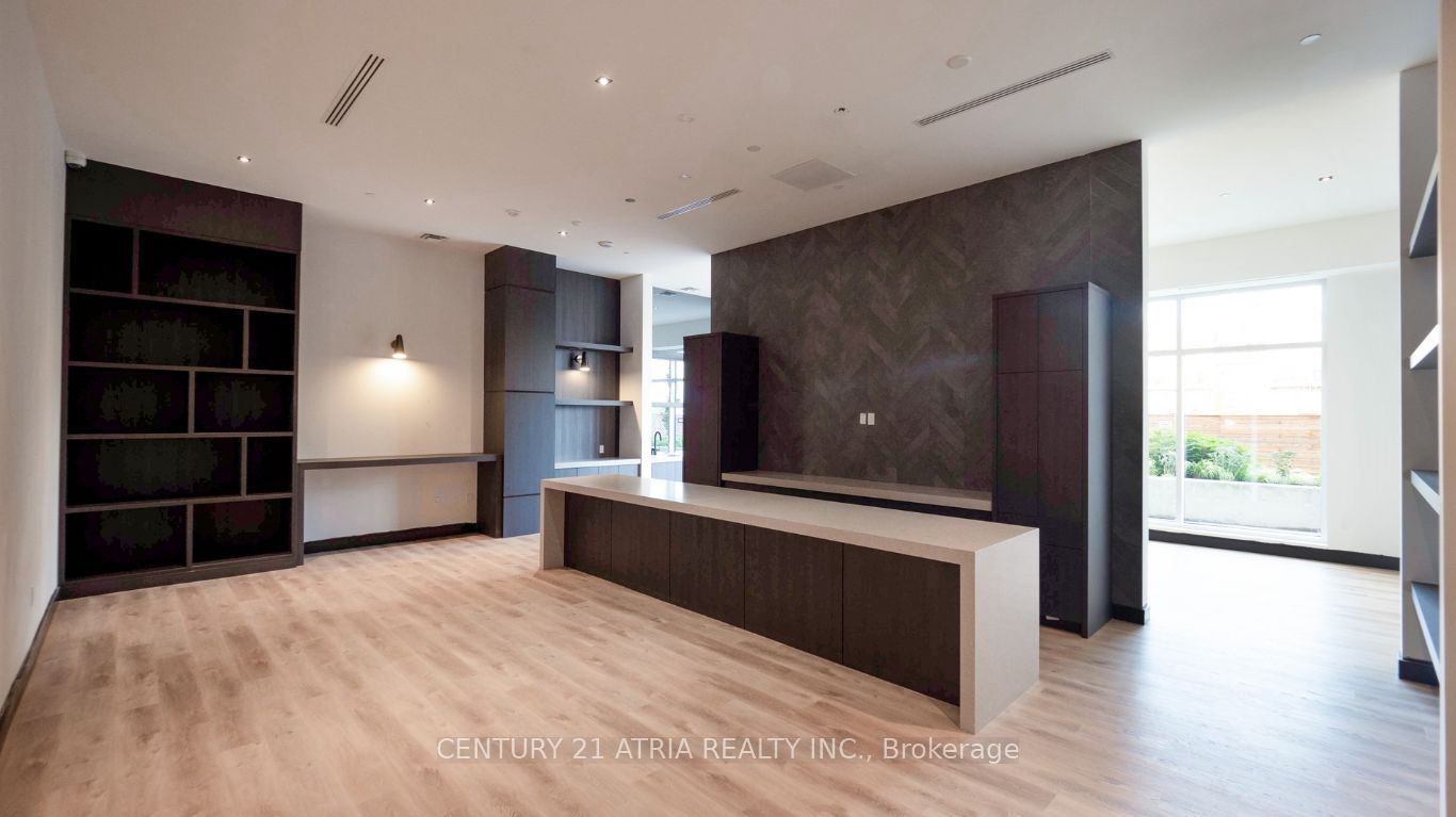 2475 Old Bronte Road 406 Property Photo 15