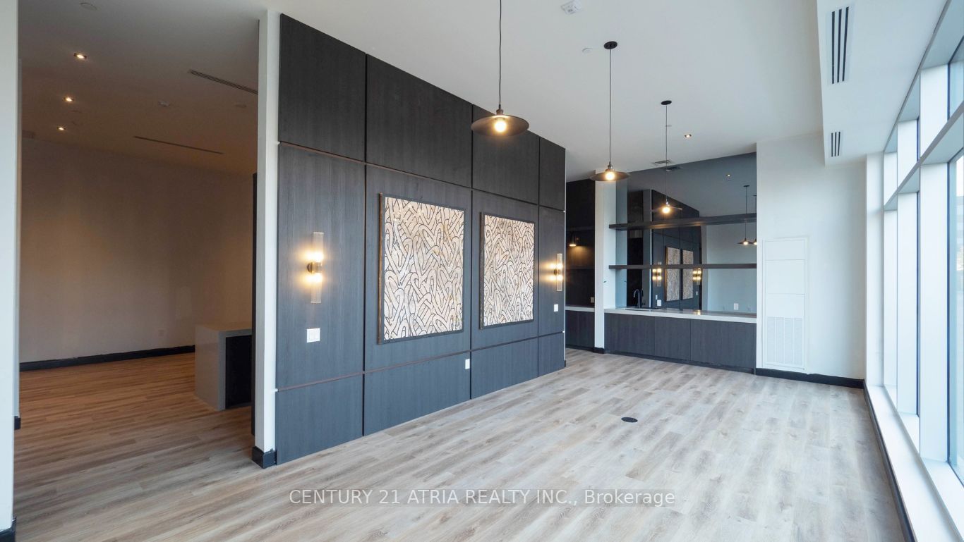 2475 Old Bronte Road 406 Property Photo 17