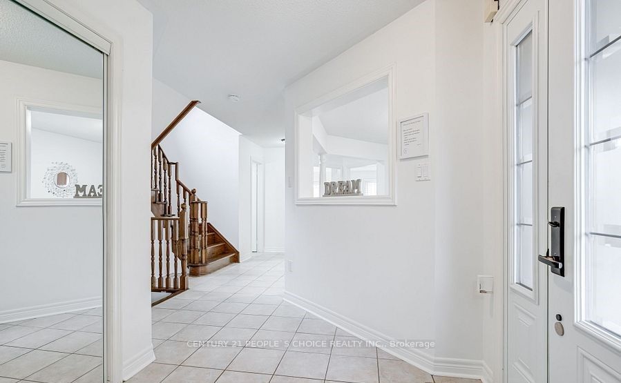 3744 Althorpe Circle Property Photo 5