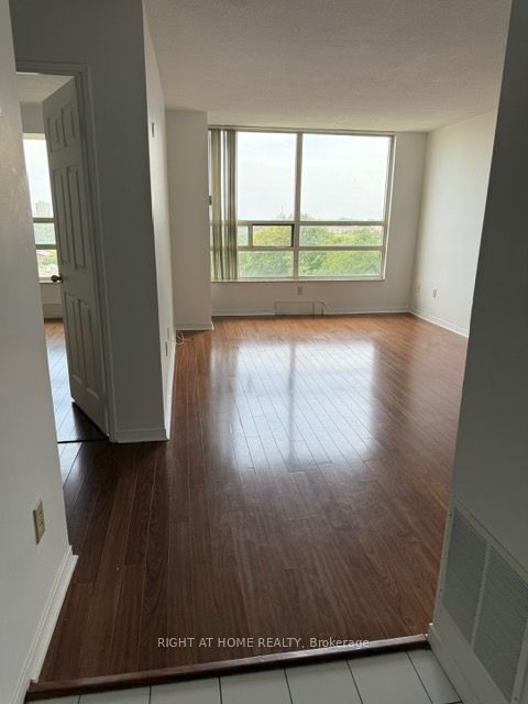 250 Webb Drive 701 Property Photo 6