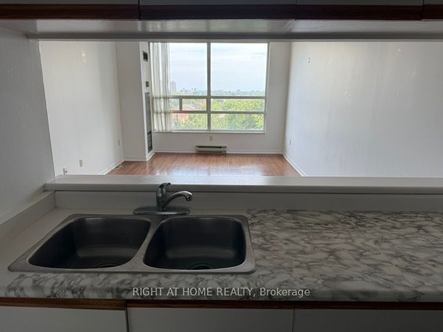 250 Webb Drive 701 Property Photo 9