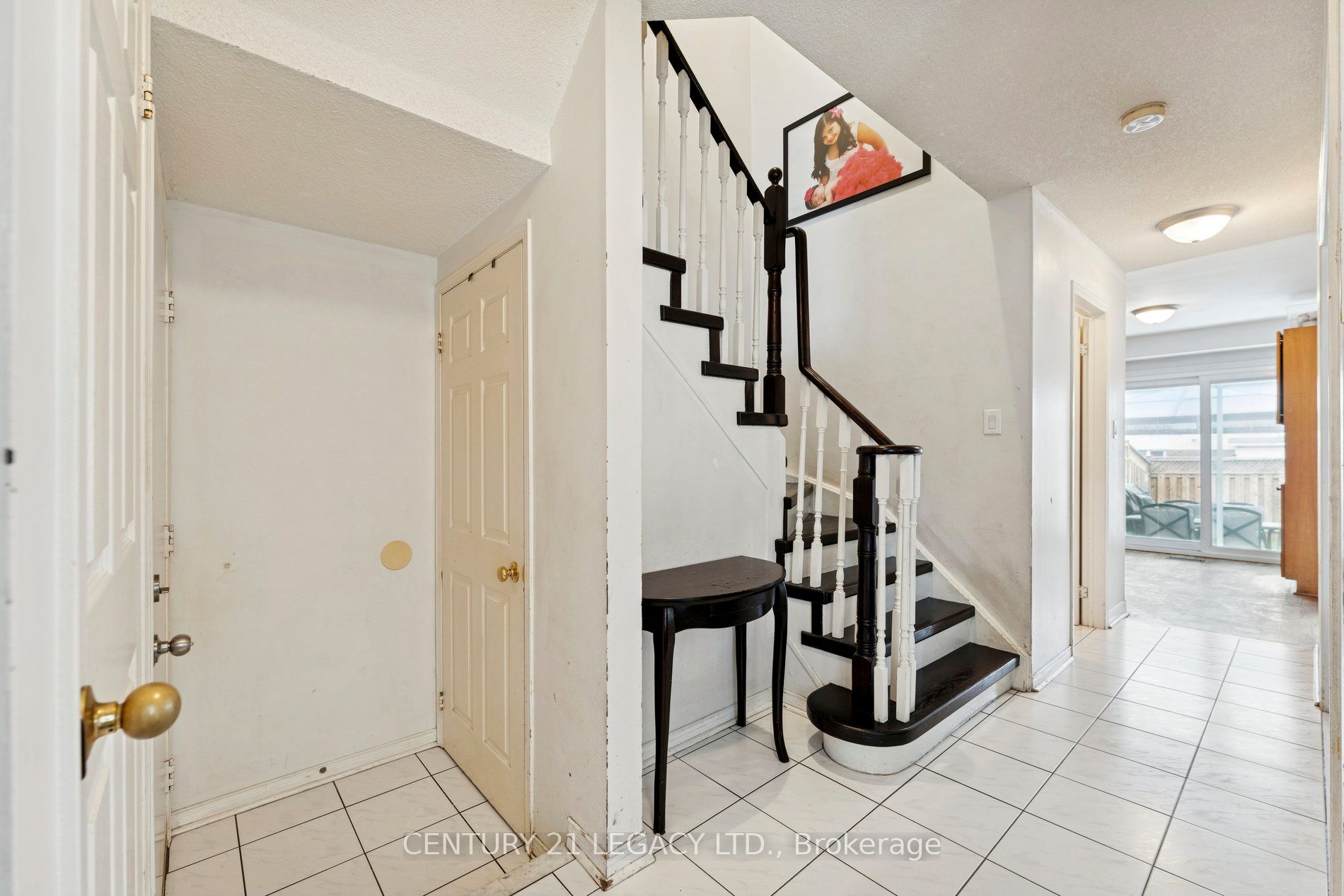 71 Townley Crescent Property Photo 4