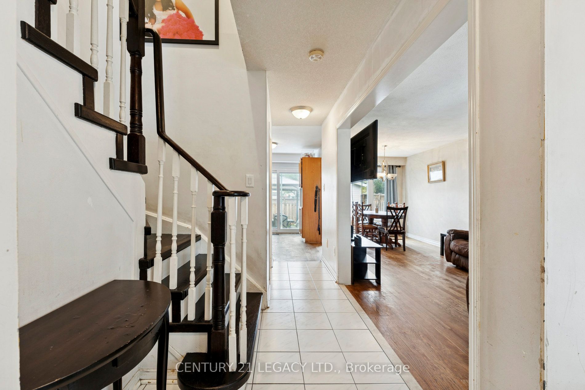 71 Townley Crescent Property Photo 5