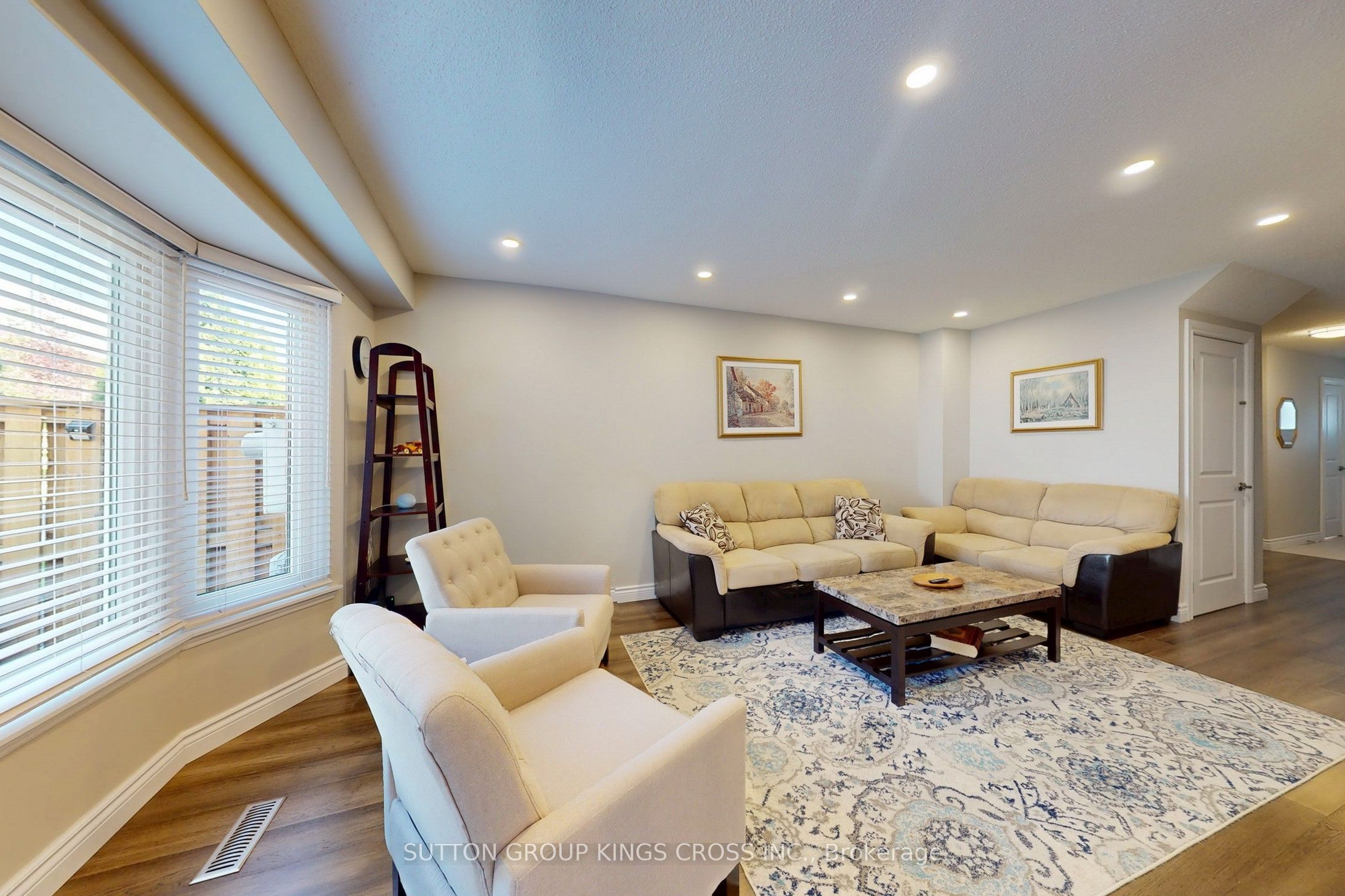 2575 Parmeer Drive 2 Property Photo 10