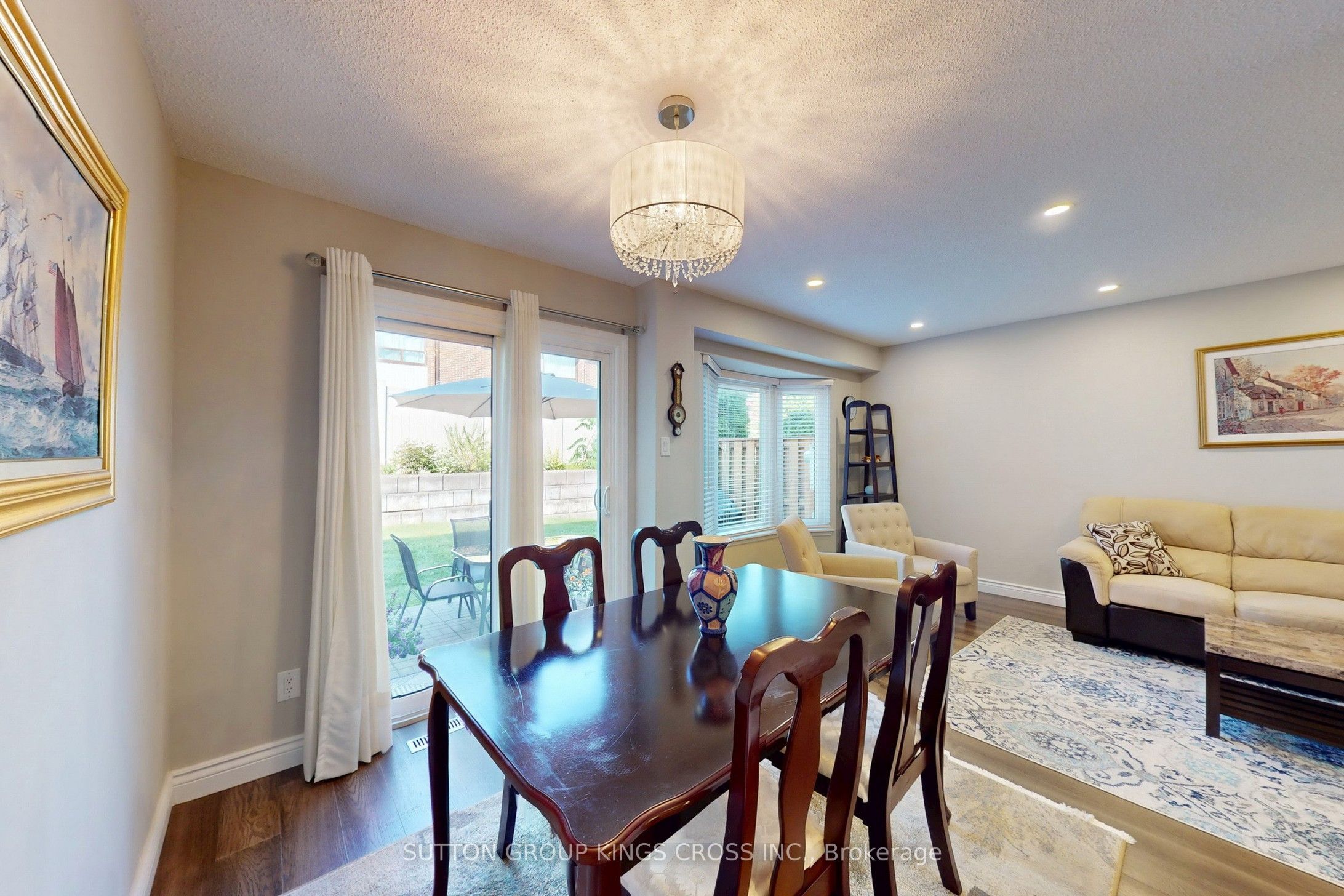 2575 Parmeer Drive 2 Property Photo 11