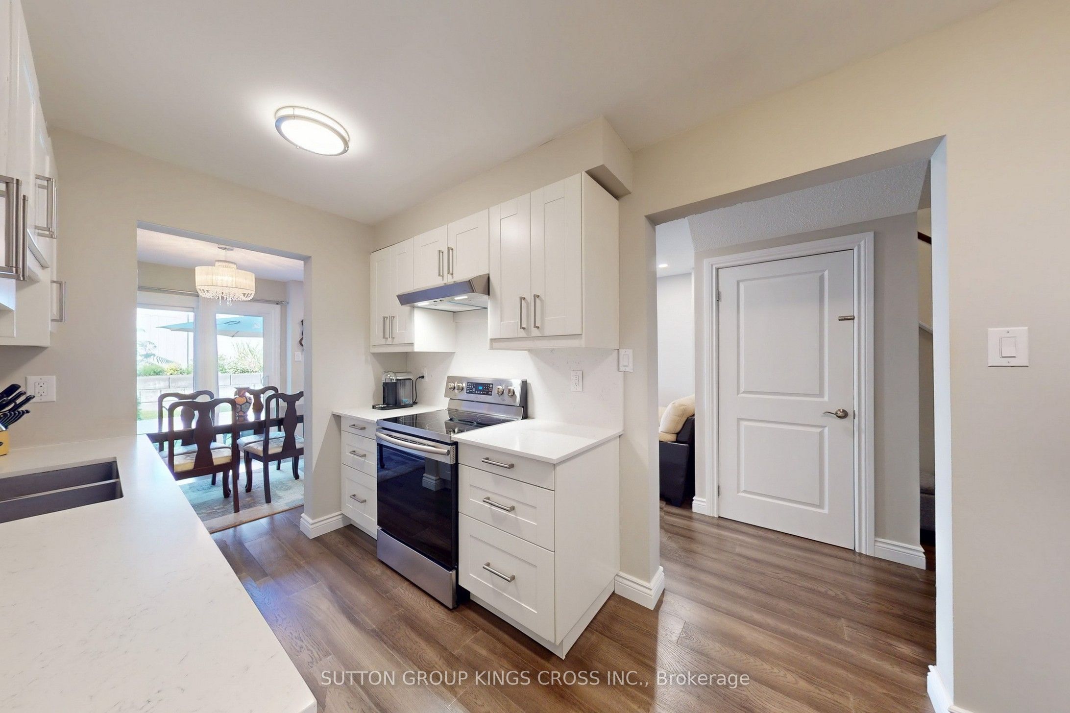 2575 Parmeer Drive 2 Property Photo 15